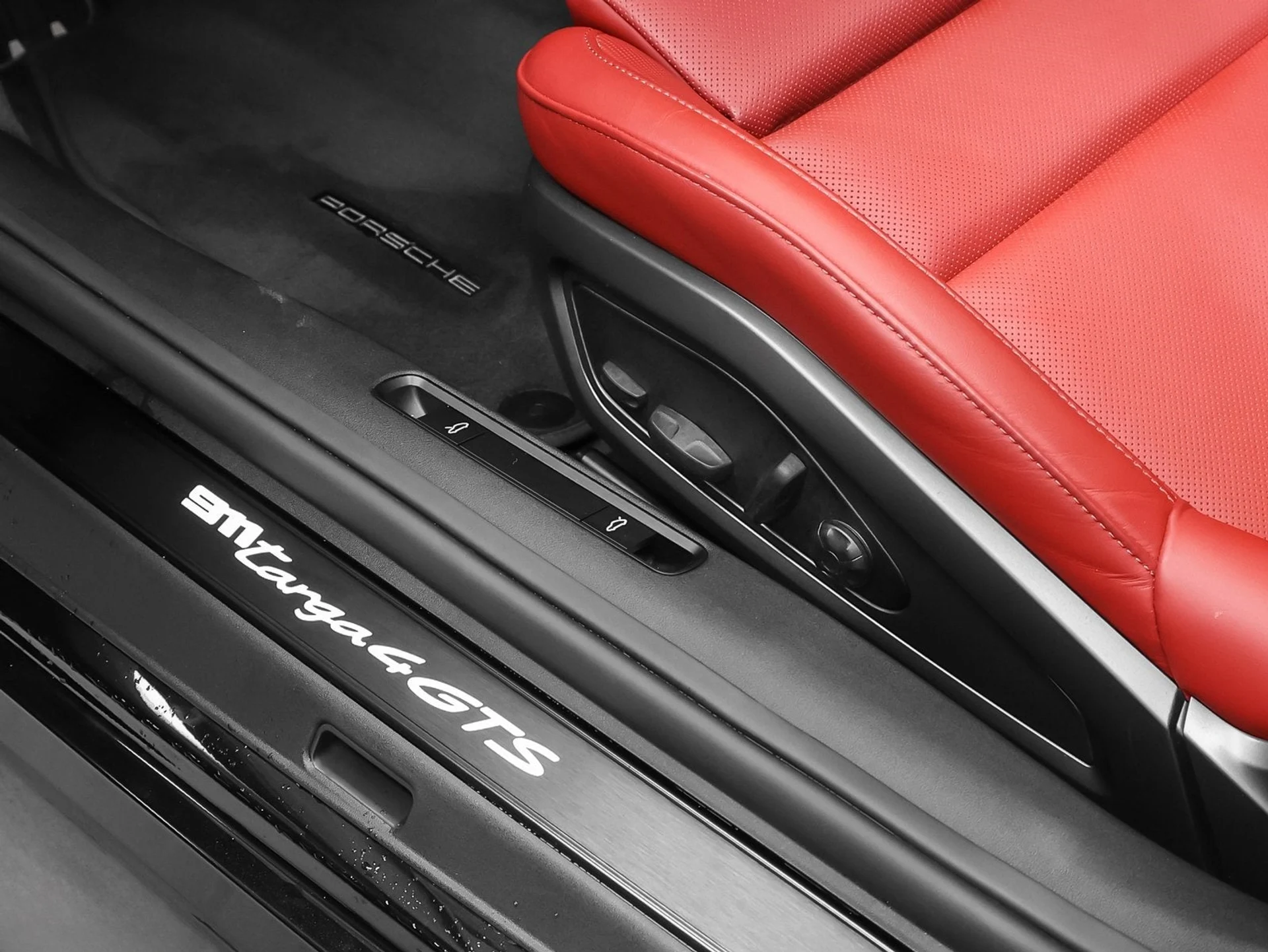 mph029_1902914186_30_c700a8893a