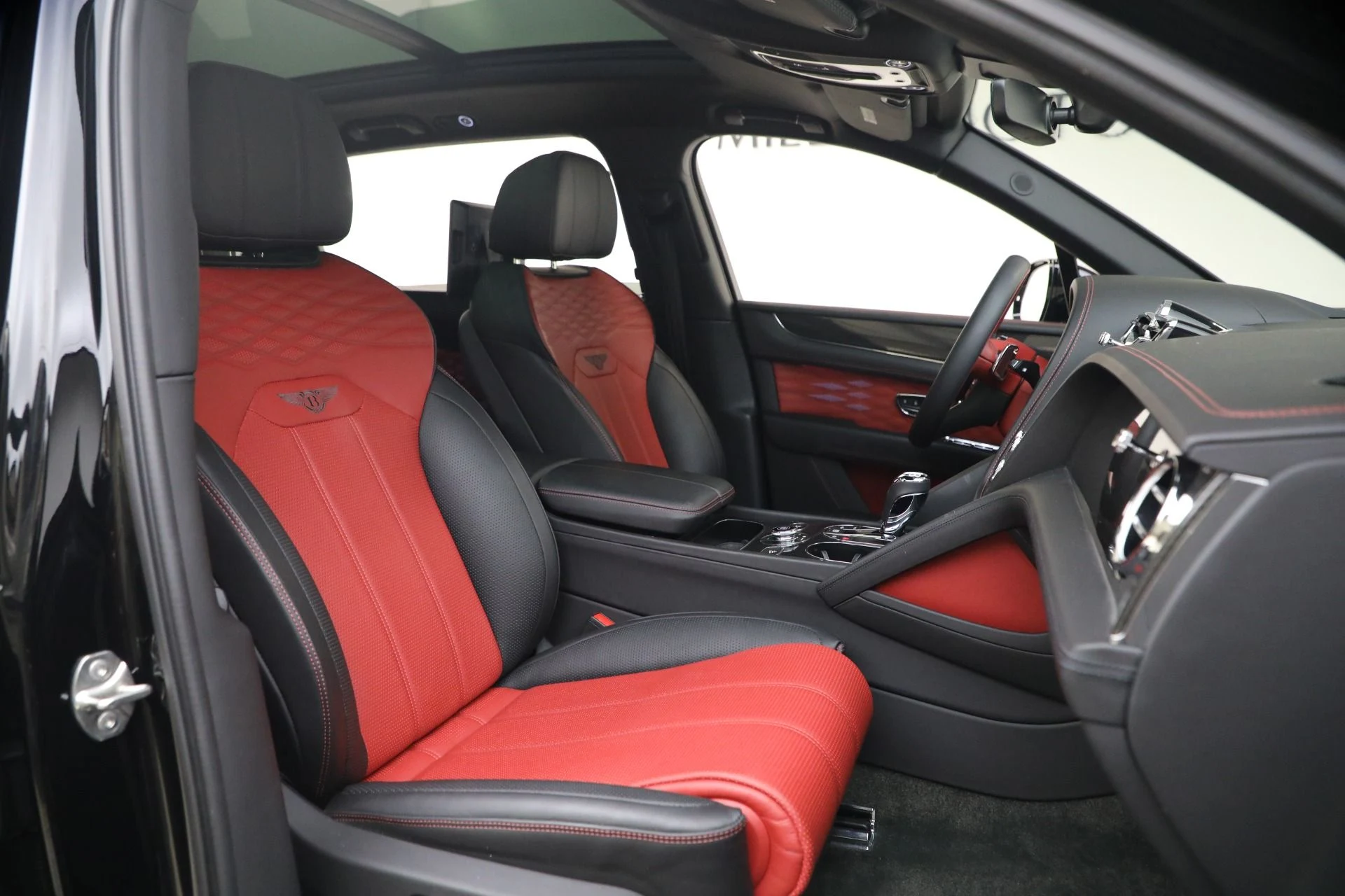 mph029_1907139706_Used_2023_Bentley_Bentayga_EWB_Azure_V8_First_Edition_1772501689_c2720dbd90