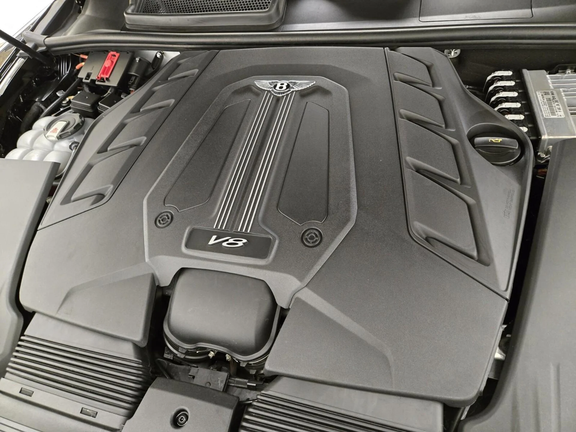 mph029_1907804011_Used_2019_Bentley_Bentayga_V8_1769237272_e0f143ad47