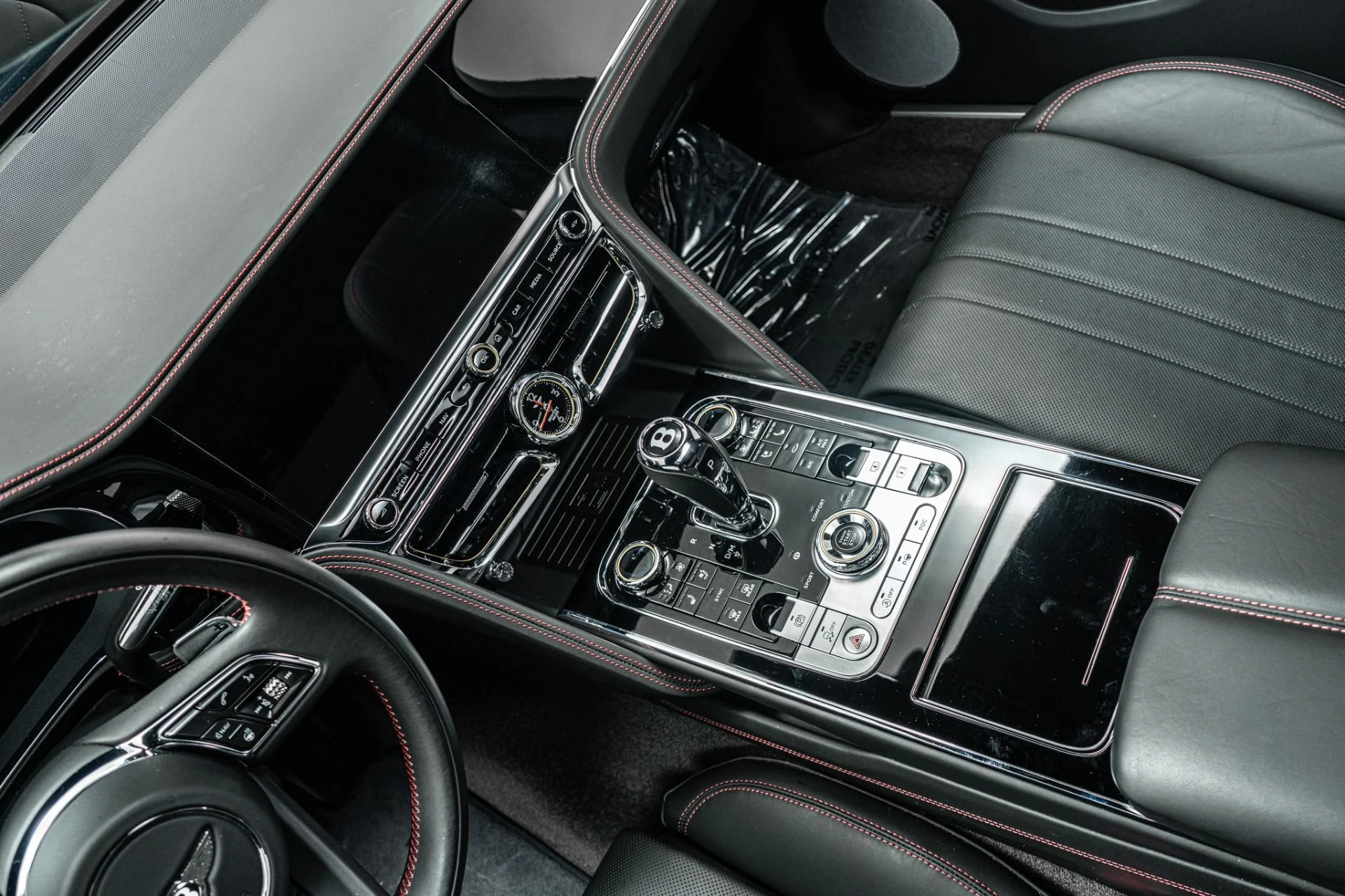 mph029_1910409320_Used_2024_Bentley_Flying_Spur_Edition_8_243_K_MSRP_Rotating_Display_Panoramic_Roof_1782501825_8eb9d89c69