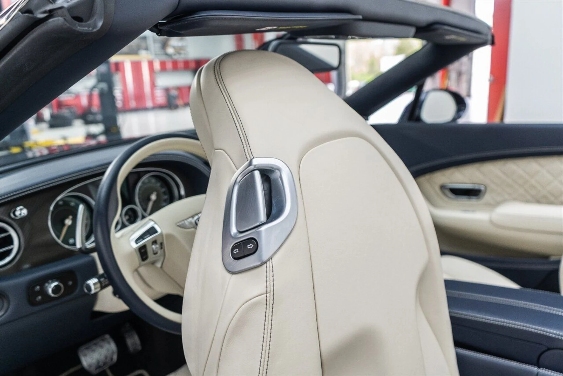 mph029_1911885292_92641df358_1280_775af34525