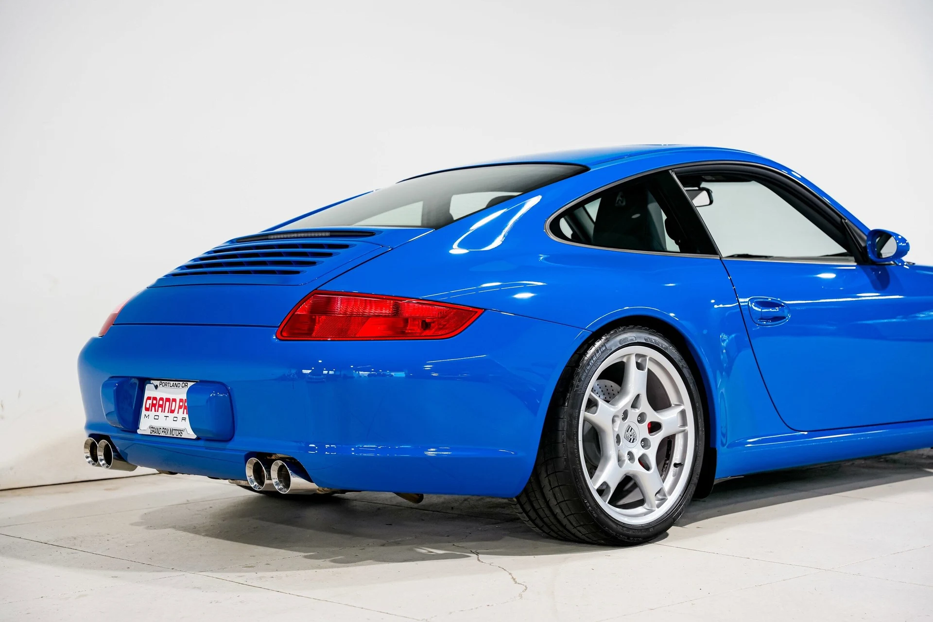 mph029_1915935359_df45543b1bf69d07d3b13e629d1ae669x_418dec3c8b