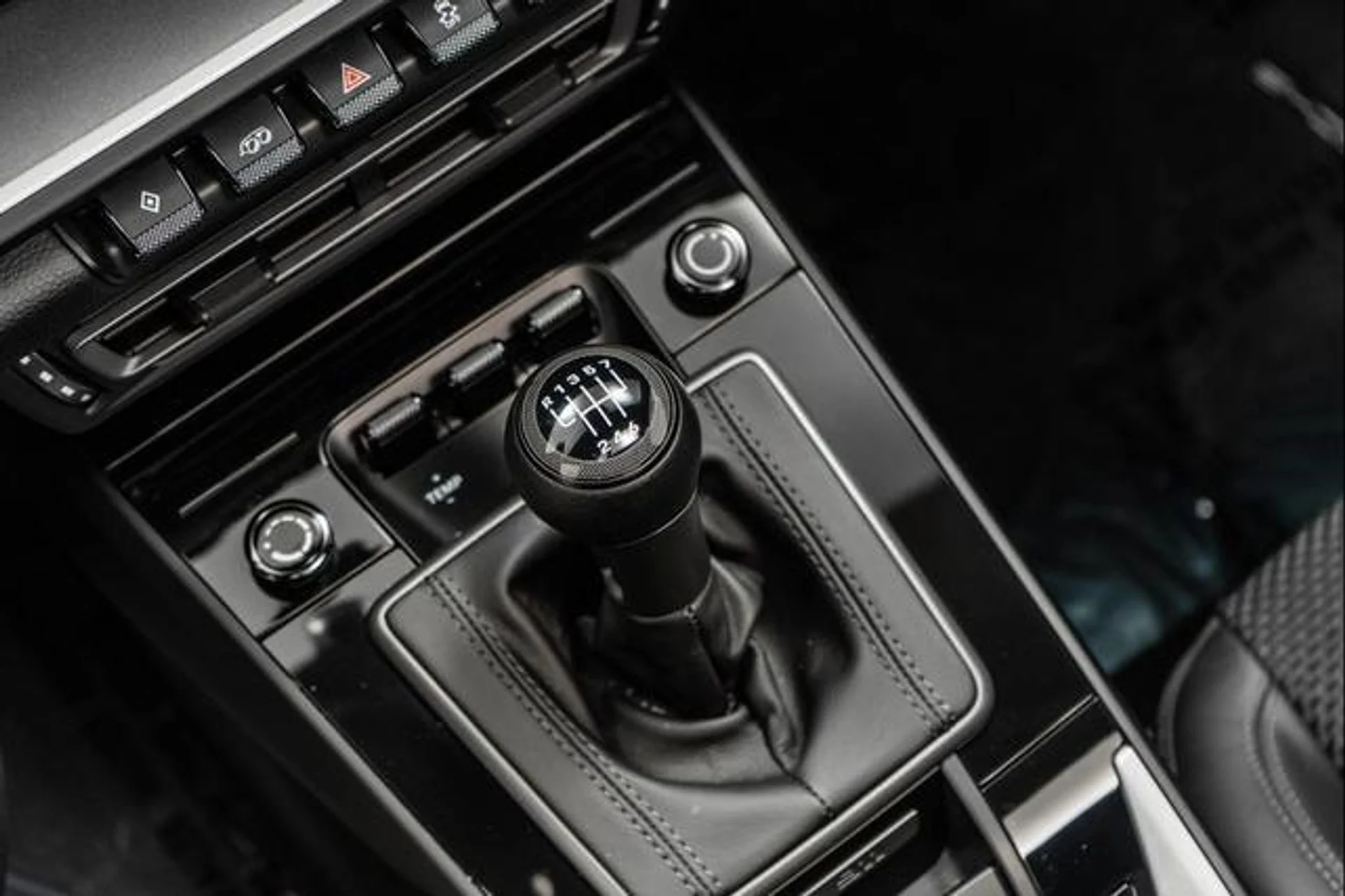 mph029_1918637725_XF_Y6_S_Doj_WV_29_Ij_N0bx_Fd_GYDSA_a085161a3e