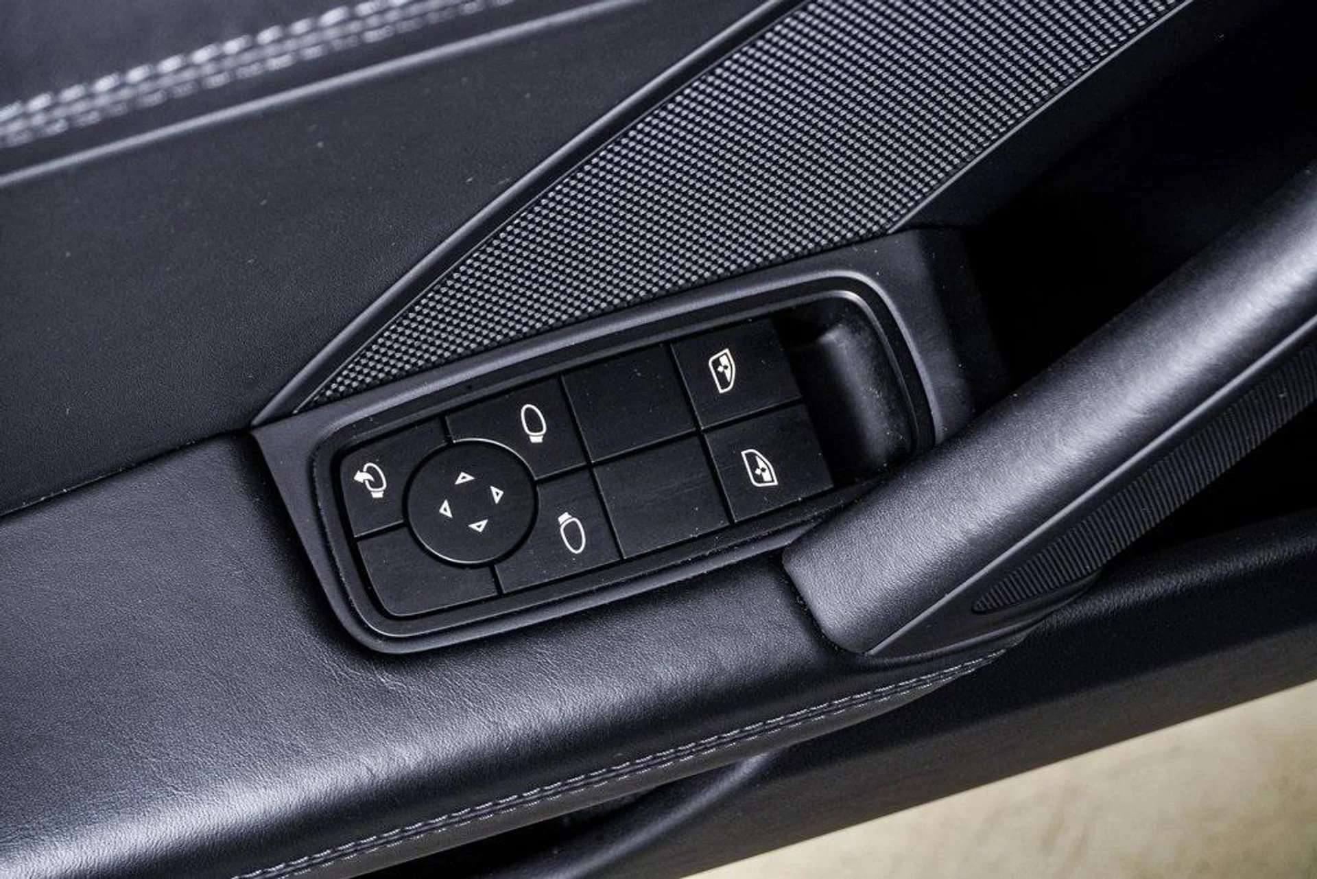 mph029_1919036004_A8pfw2_Re_Kpao_Nlk_Chy_S_Zg_O5_Vy48_577c47f87c