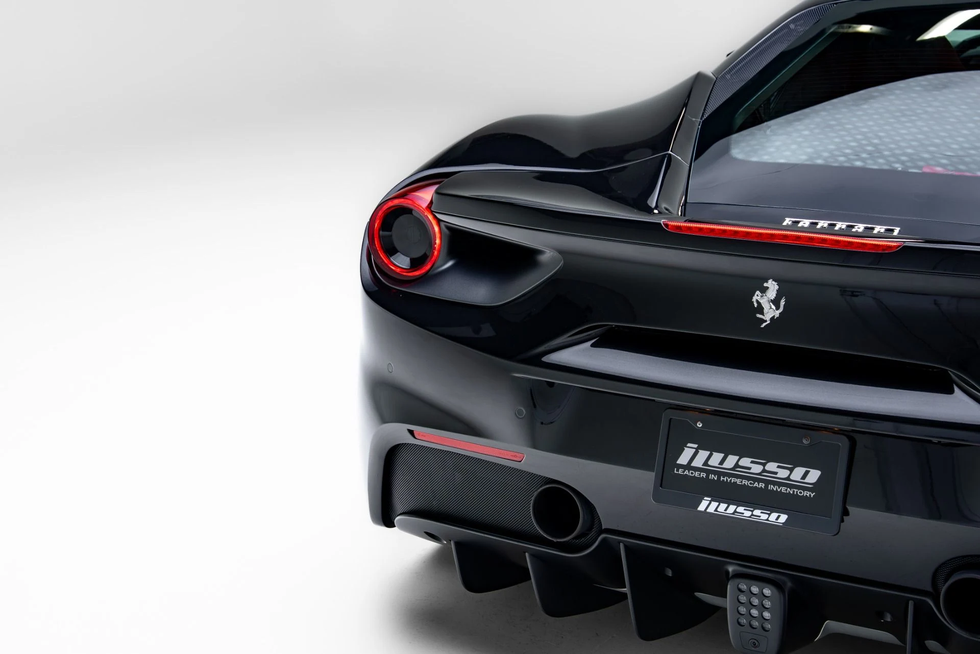 mph029_1924779477_Used_2019_Ferrari_488_GTB_1778776407_e5aea160bb