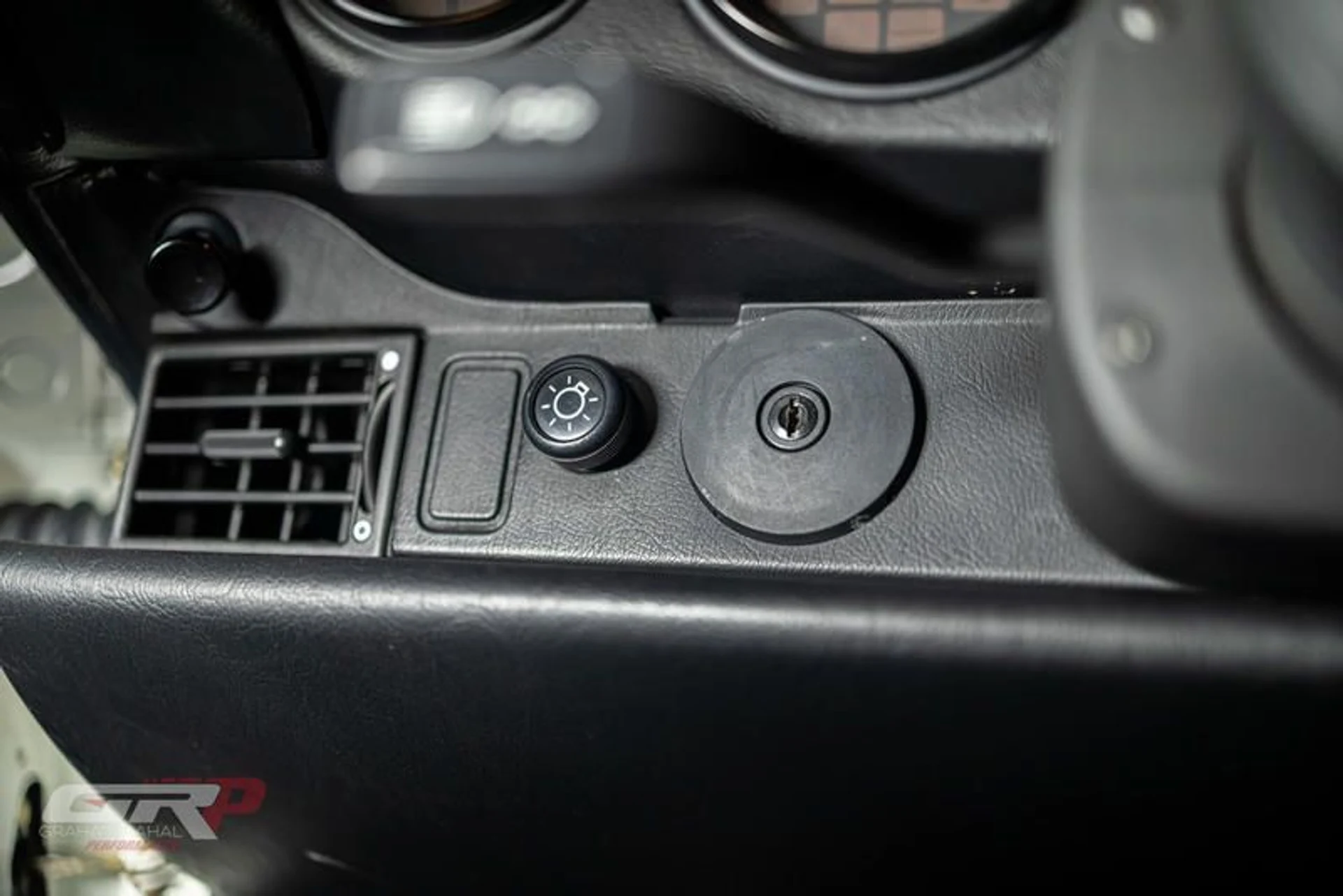 mph029_1925967517_C1_BC_693_D_CF_60_4_B42_BB_28_F5_EAF_1_F41521_1501a88789