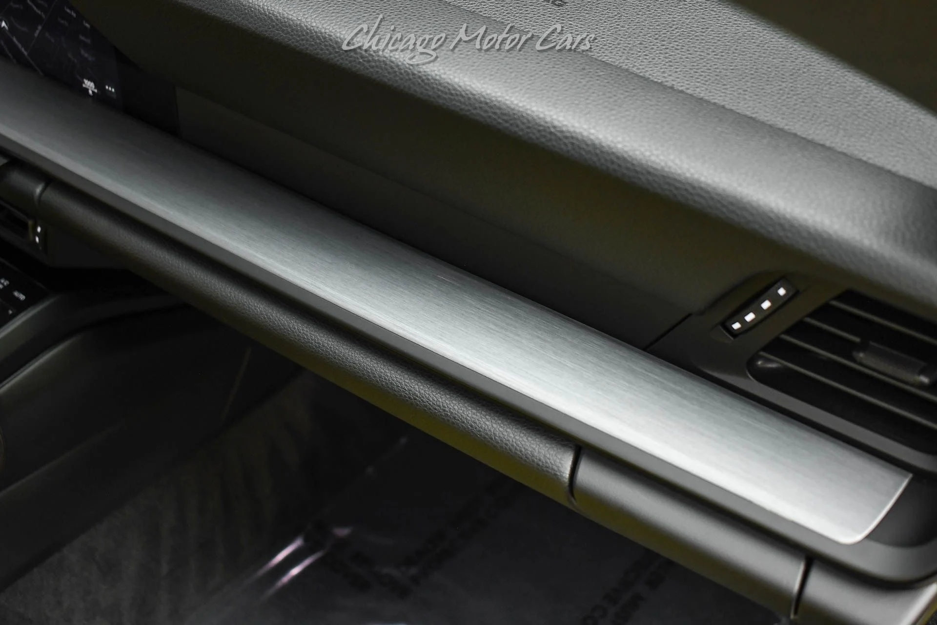 mph029_193893911_13002_p30_l_7dfdd69795