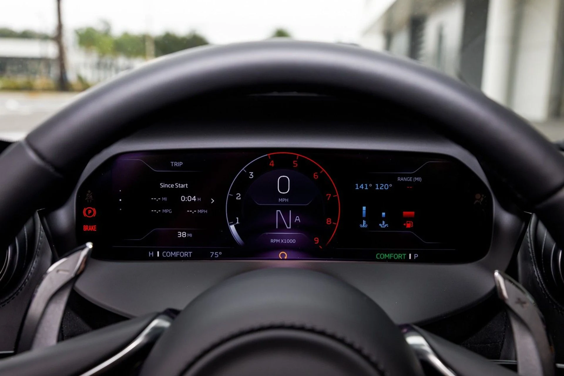 mph029_1942979916_630_p30_l_09b3af3720