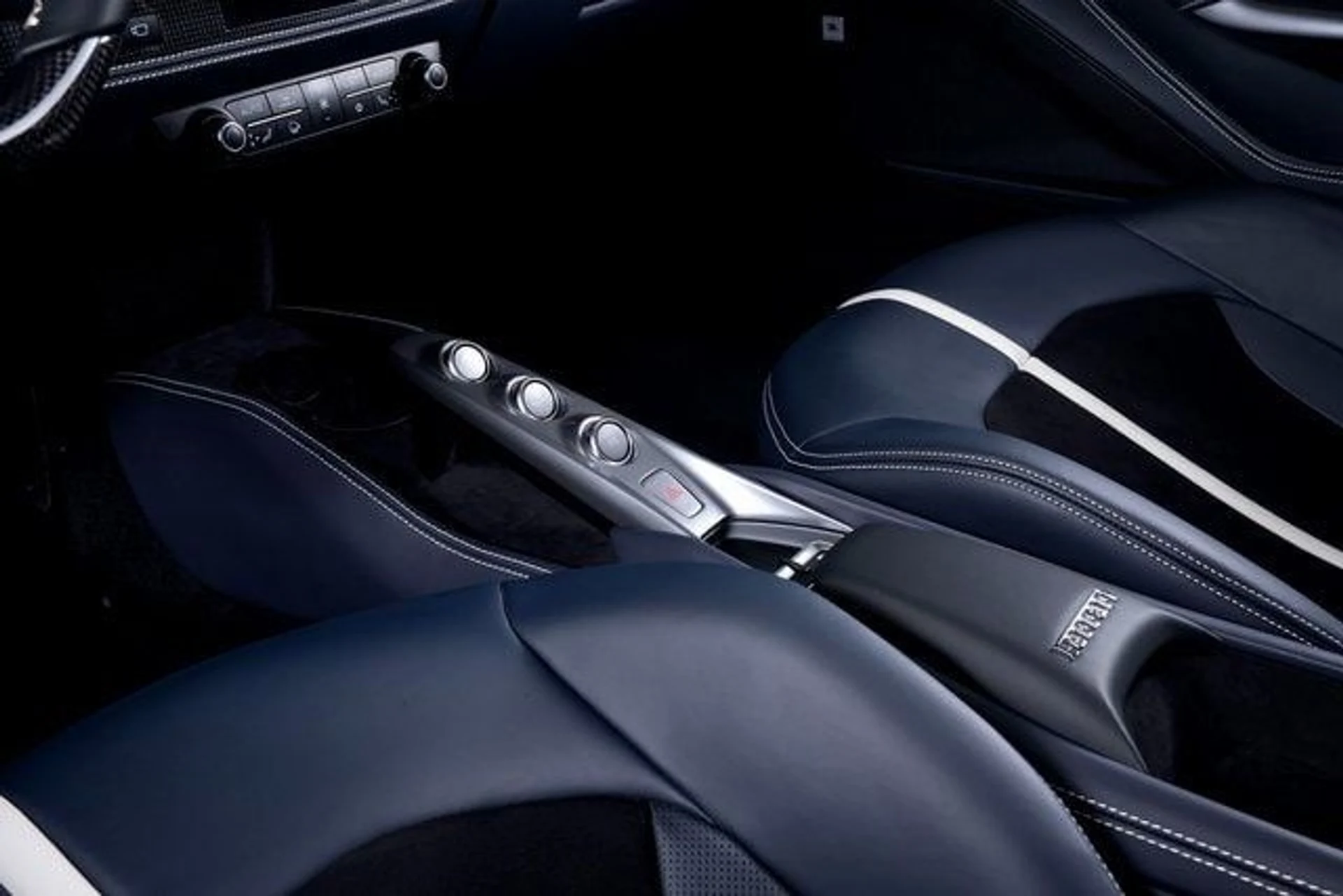 mph029_1944449969_2c0c1f66283fdffe4aab19da316279e5x_faa6e1309a