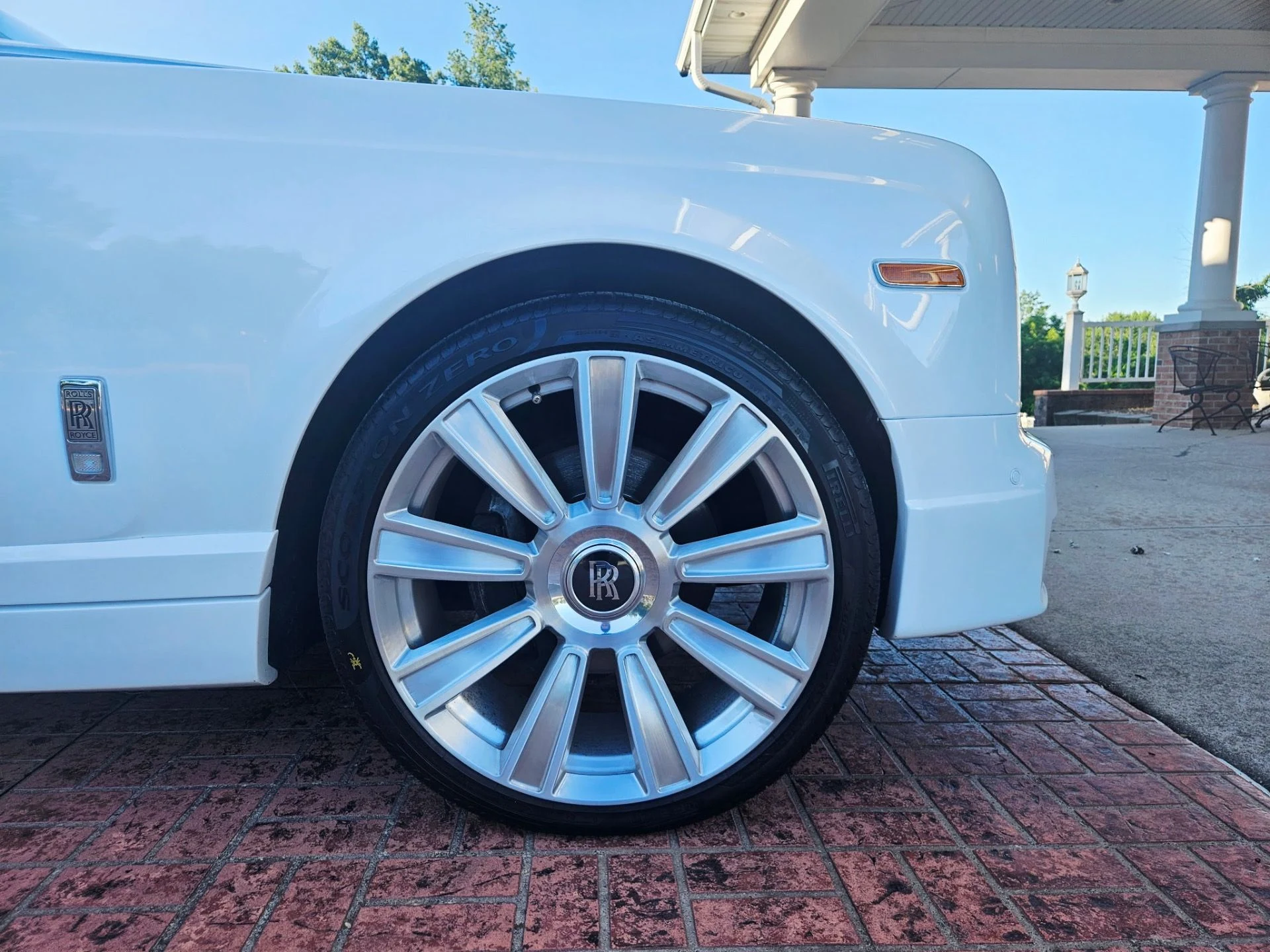 mph029_1944610066_Used_2007_Rolls_Royce_Phantom_1782166854_b9c5511551