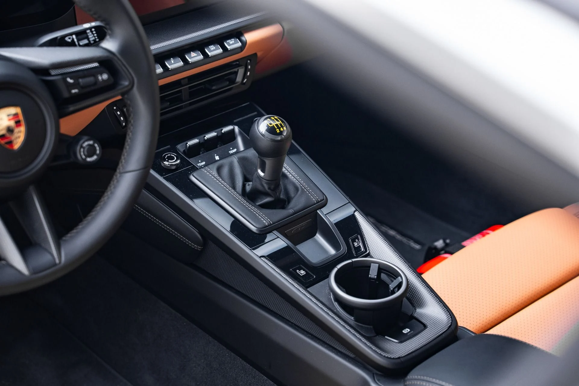 mph029_1950198933_Used_2024_Porsche_911_GT_3_1764979860_498ef1997e