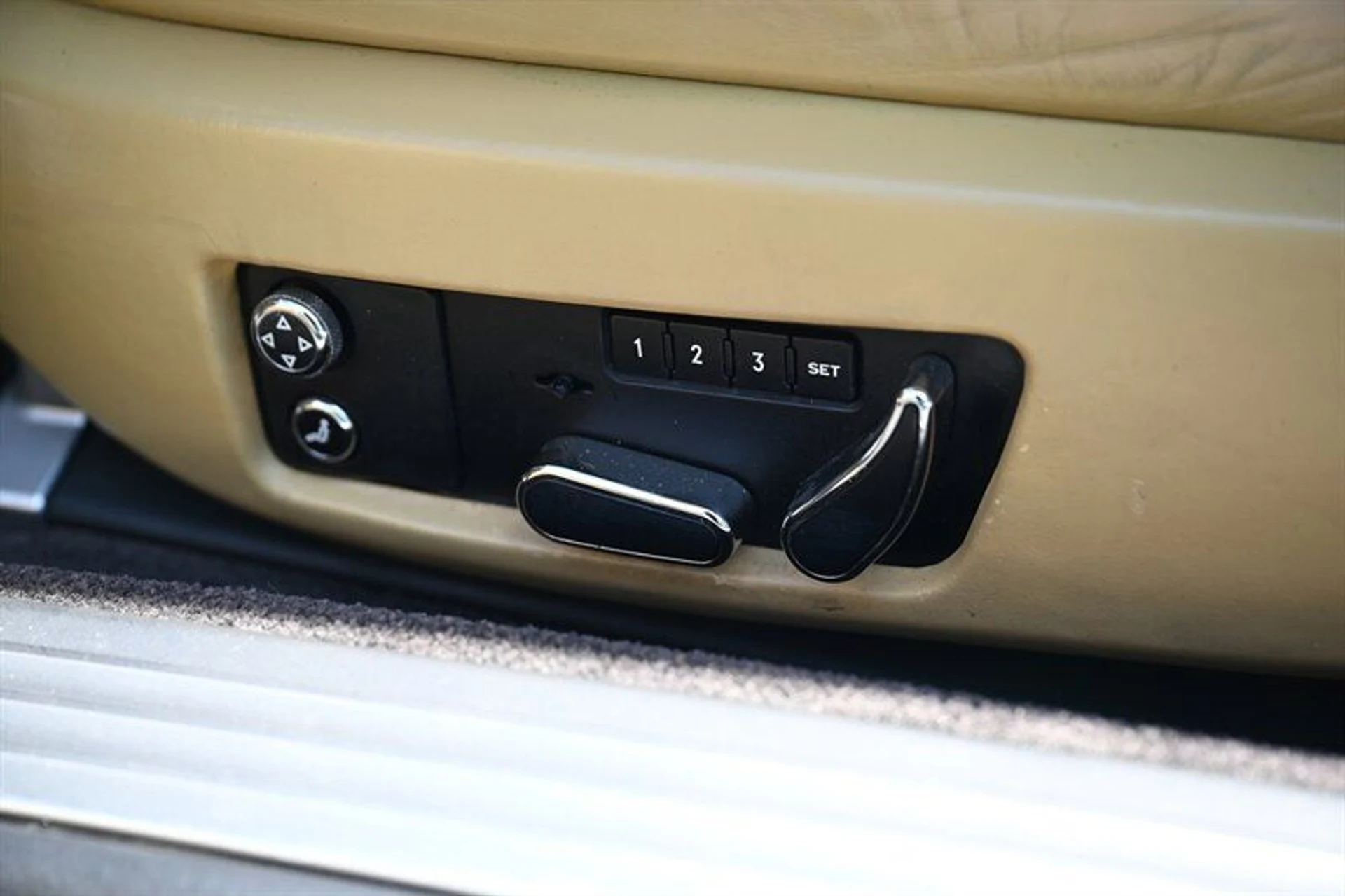 mph029_1956006206_1f547b354a_800_f493677292