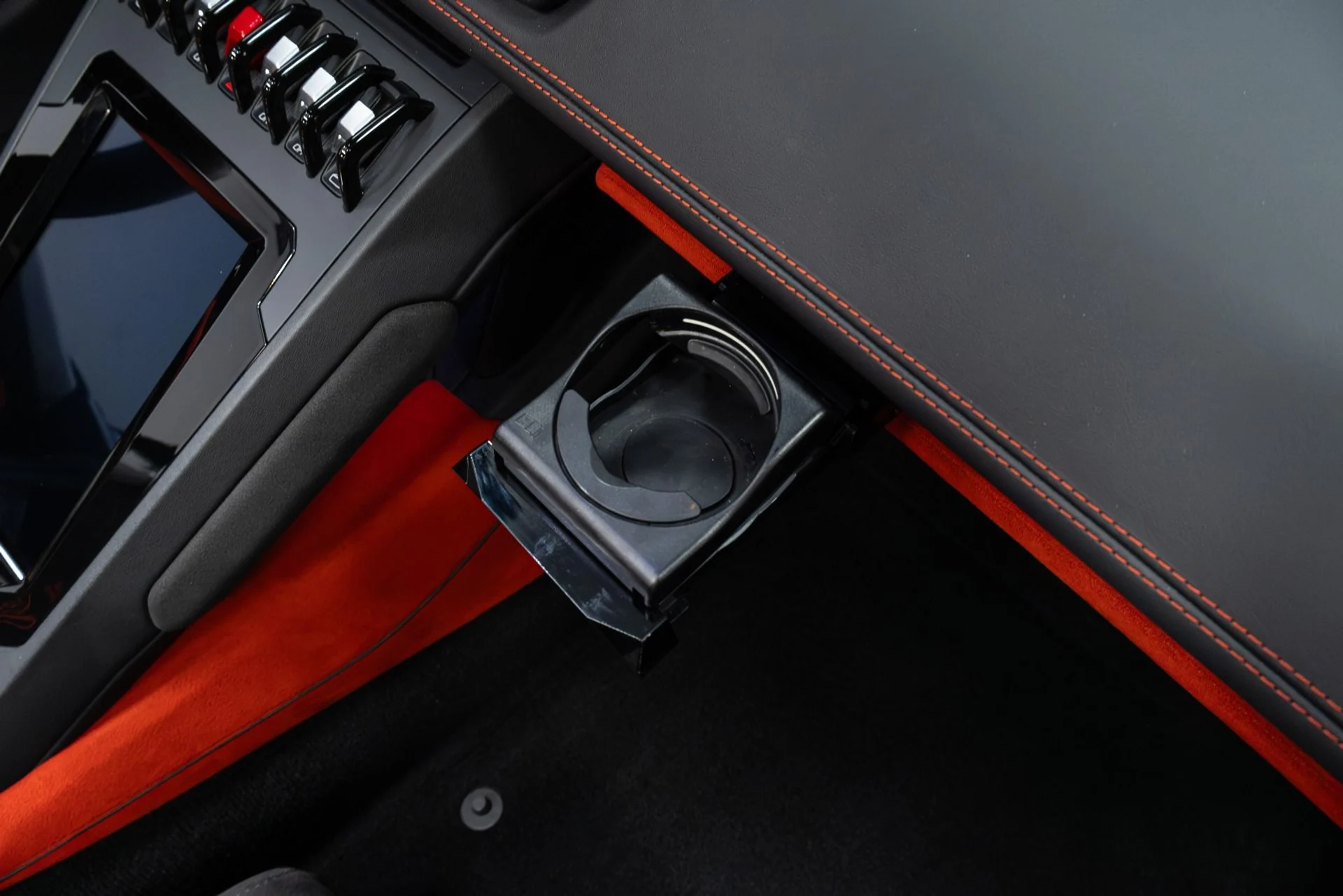 mph029_1959778253_Used_2021_Lamborghini_Huracan_EVO_1773475781_f00a95d31b