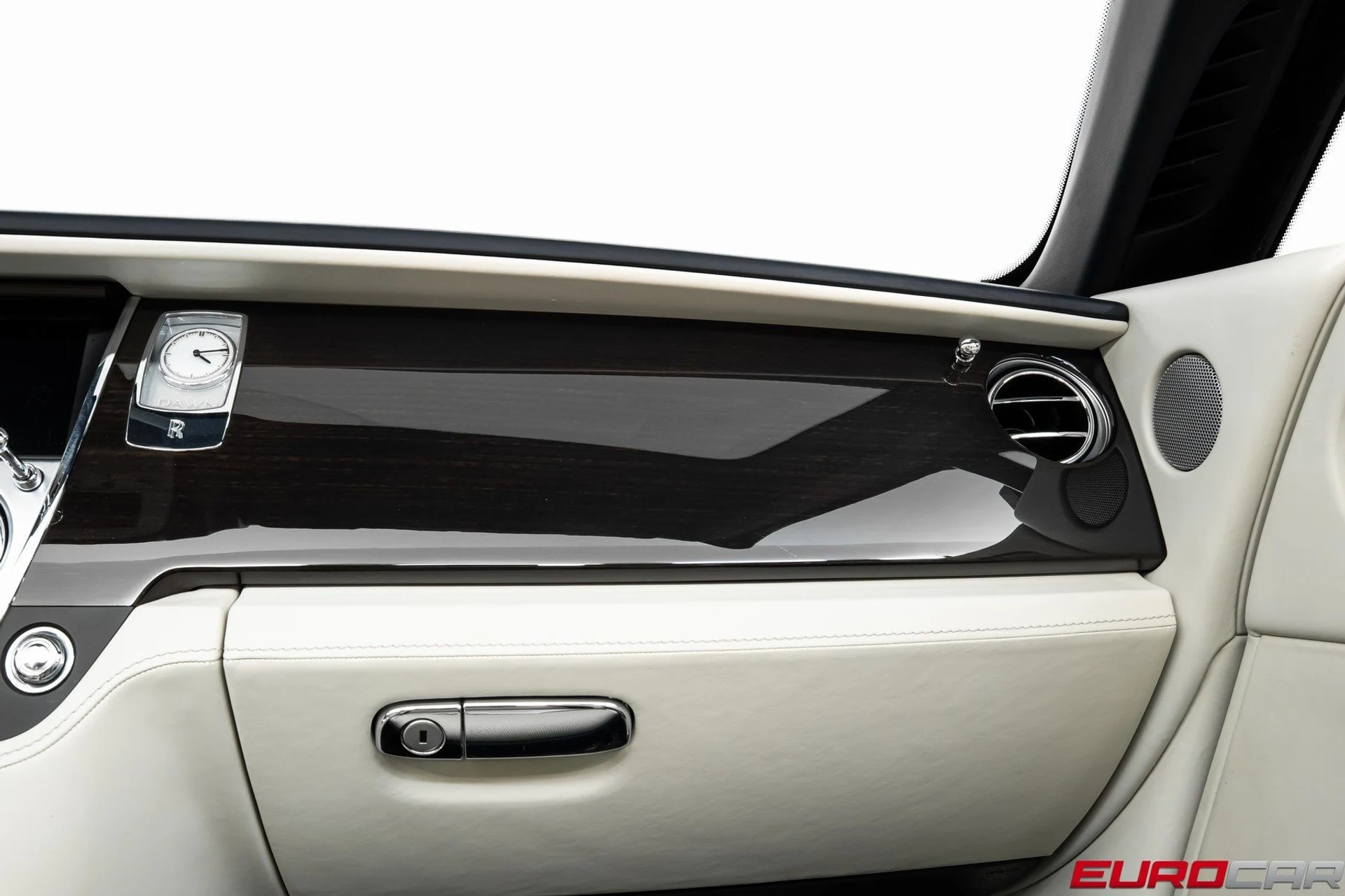 mph029_1959985946_image_30_8cae8123e5