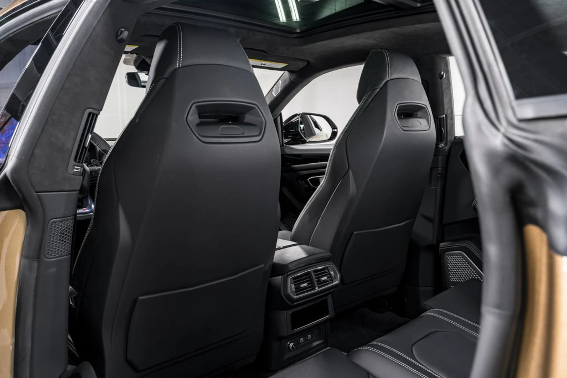 mph029_197642313_e8635185113a4bd8d301921f4483a40cx_655f5c879c