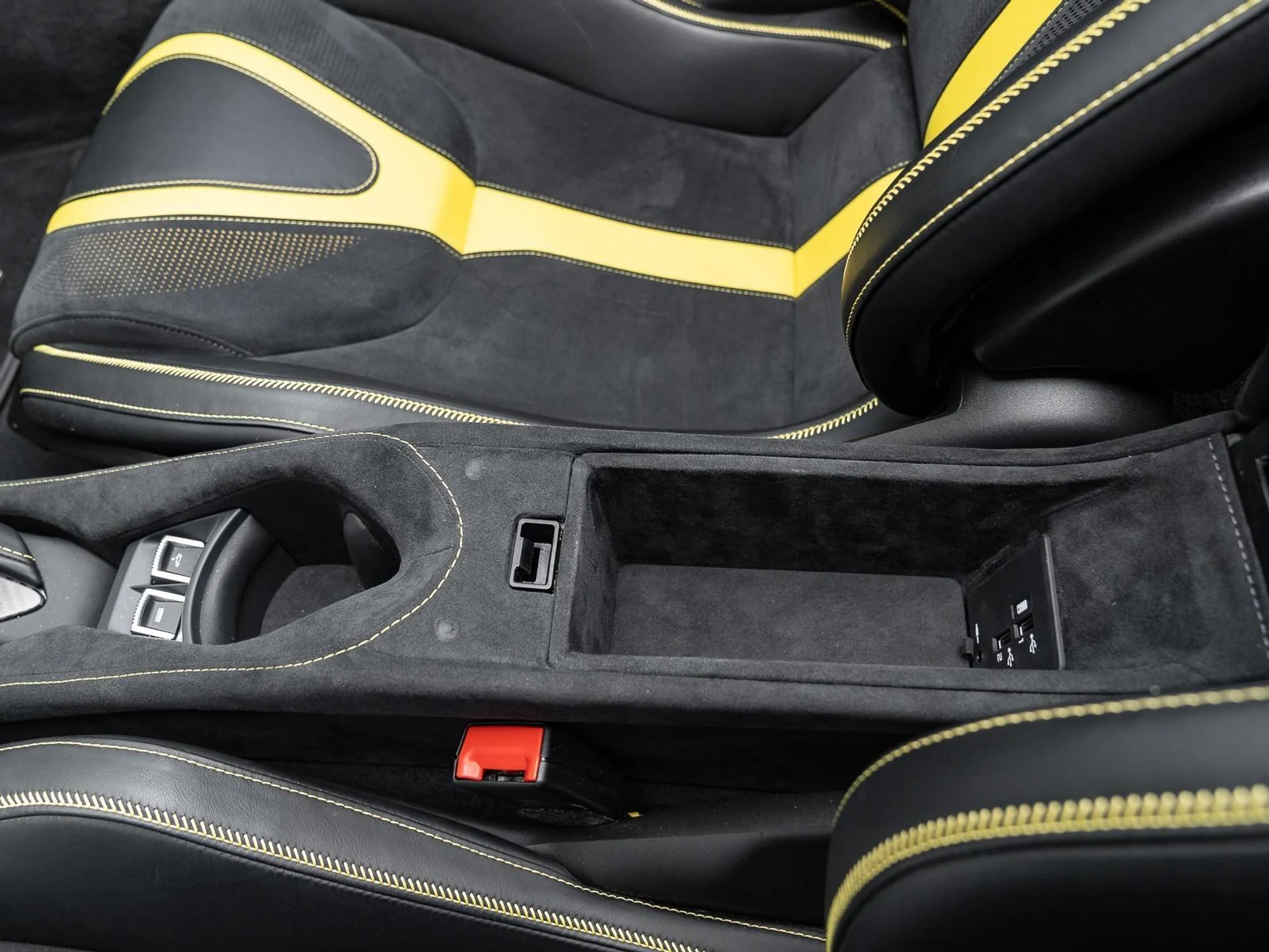 mph029_1986289786_Used_2022_Mc_Laren_720_S_1759766830_5d7311386f