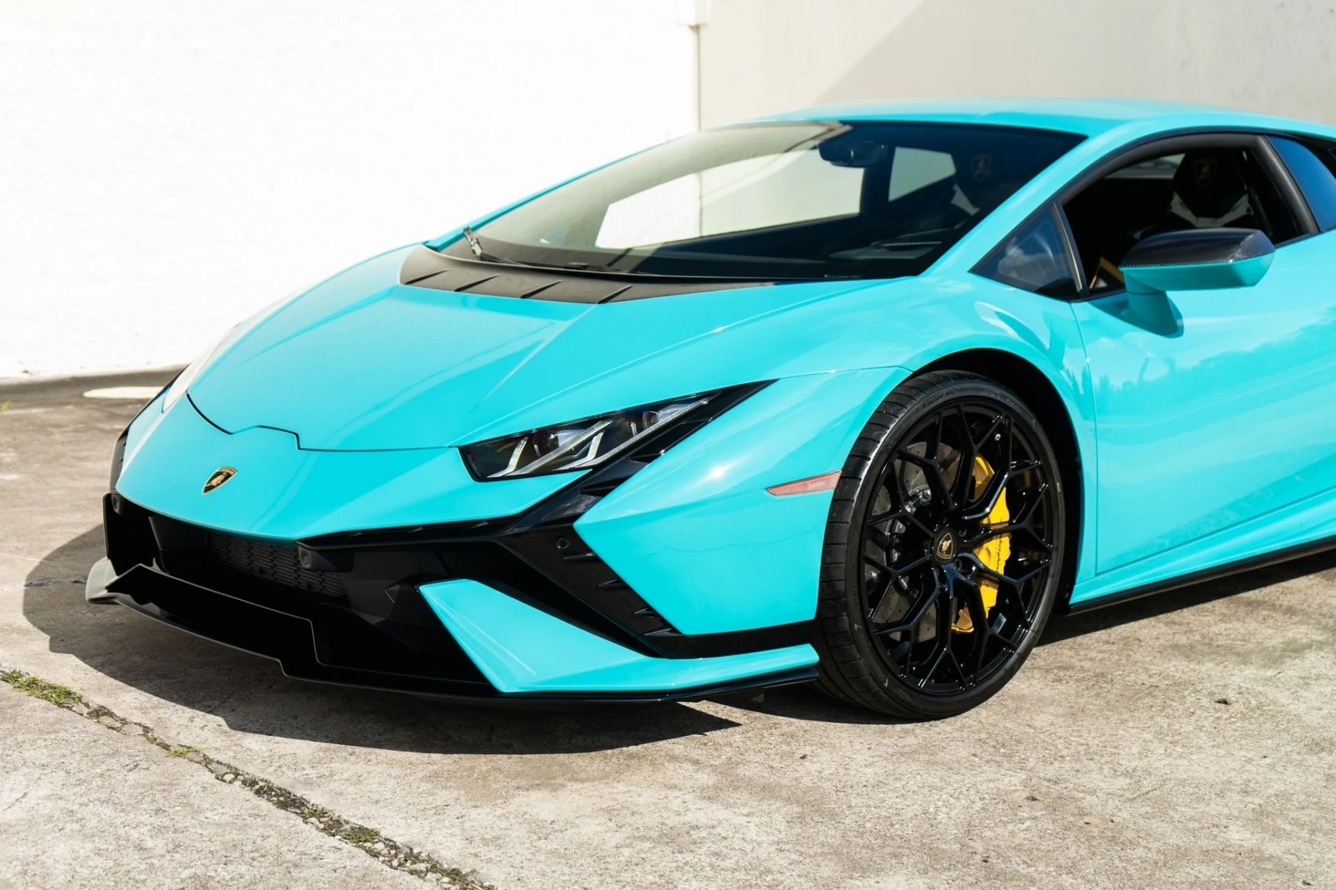 mph029_1990096622_Used_2023_Lamborghini_Huracan_Tecnica_1779493842_03c24ad825