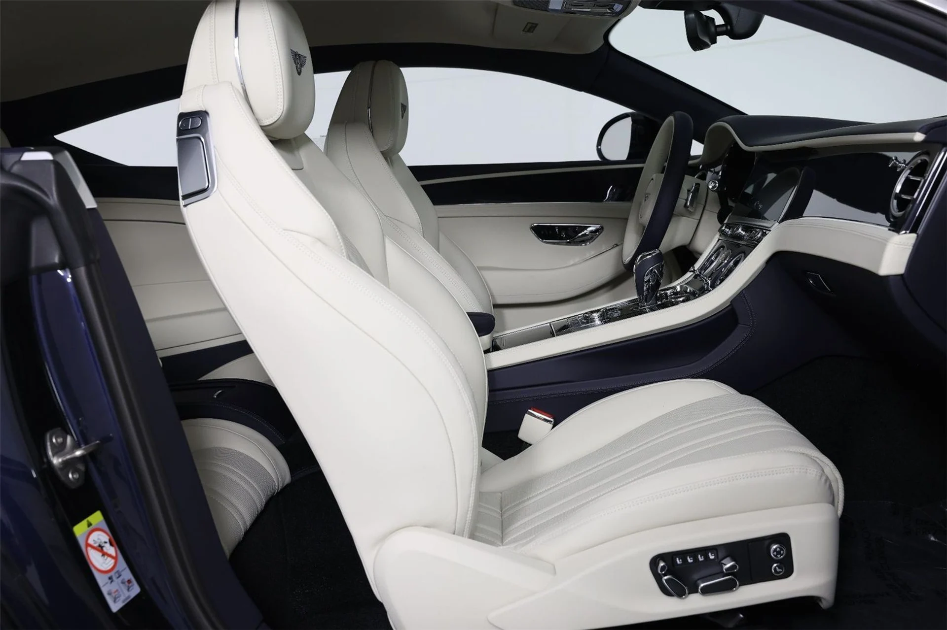 mph029_1994479499_40c4f37eec09f48d4b40c703c0641dee_acb35d4472