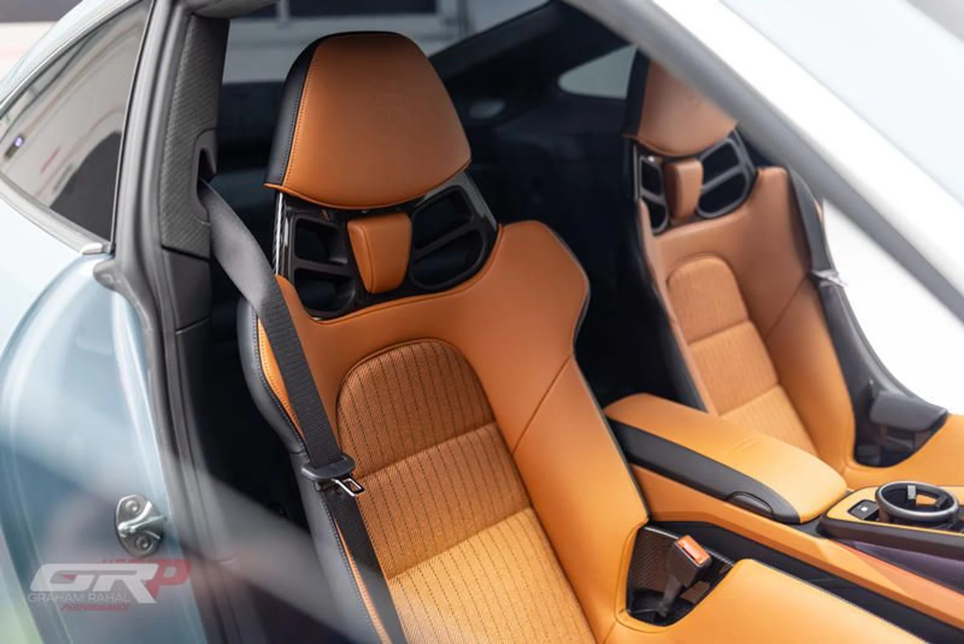 mph029_1999305242_CE_427437_B223_4733_8227_2007_E449_A814_935a44875d