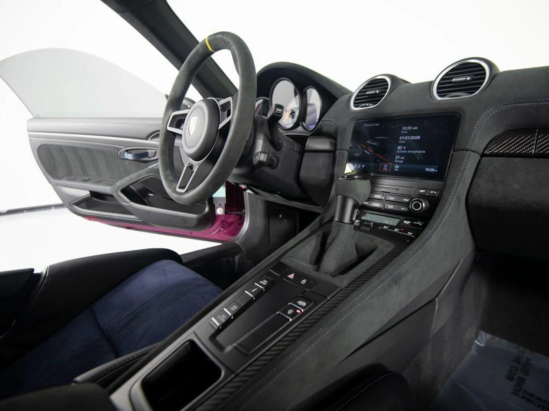 mph029_2001621245_gin_Xtu13_Yb_LSI_jc_M_glu_C1t5_GE_a367076b81