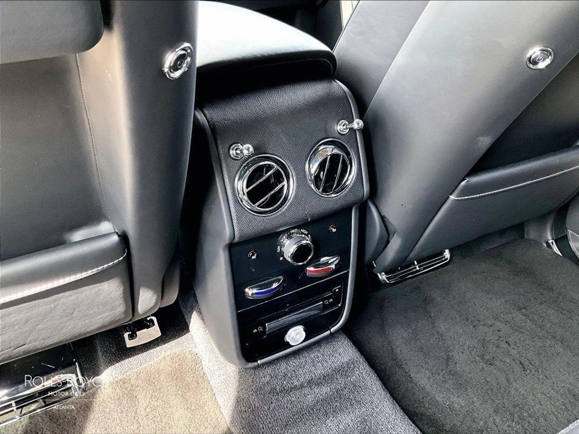 mph029_2010881046_k_Tb0iok1_LW_Fyuk_U6_CIP_Mg5_Vi7c_696ebe5269