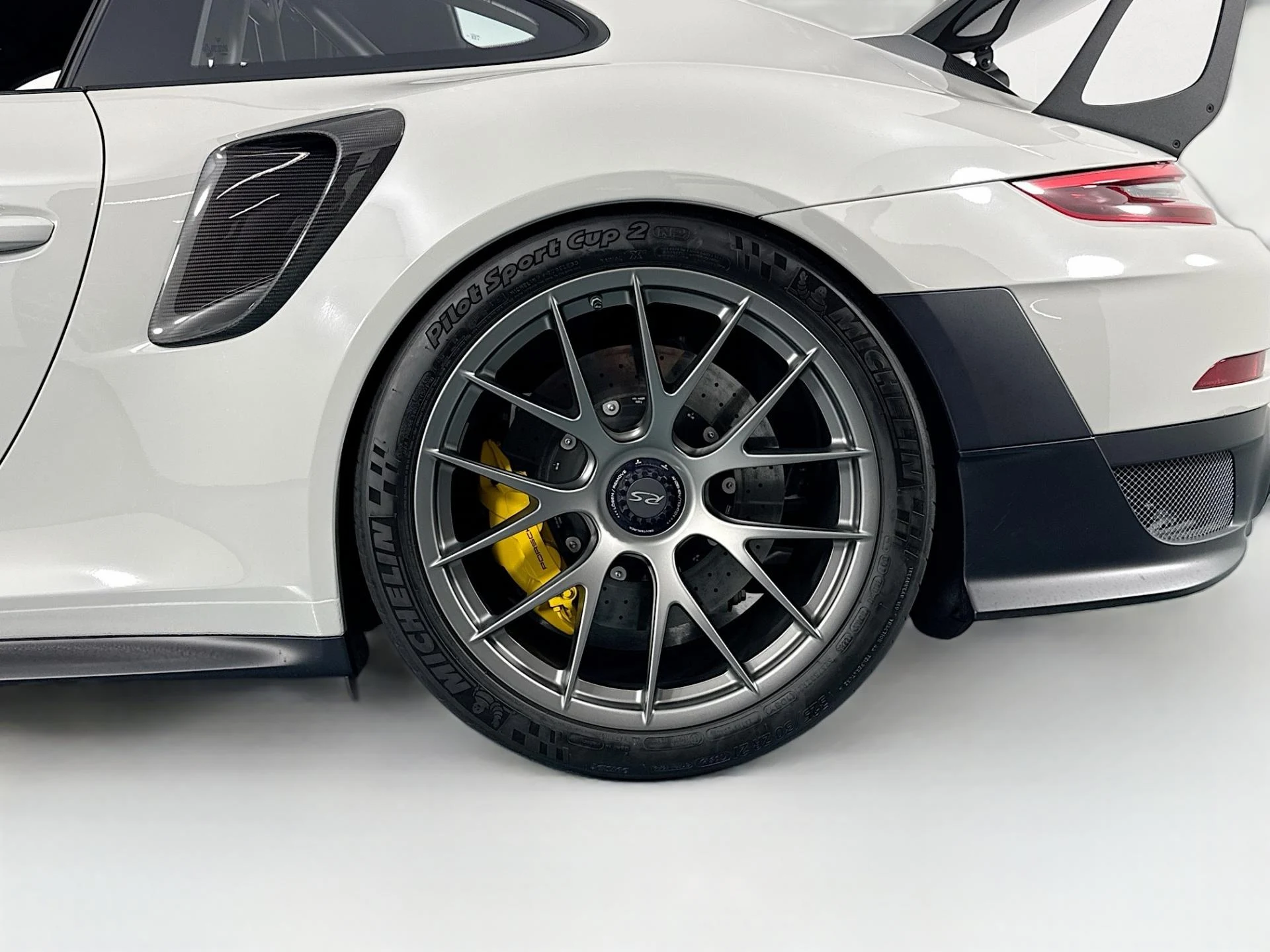 mph029_201409827_Used_2018_Porsche_911_GT_2_RS_Weissach_Package_1784604492_9fd4aaafd2