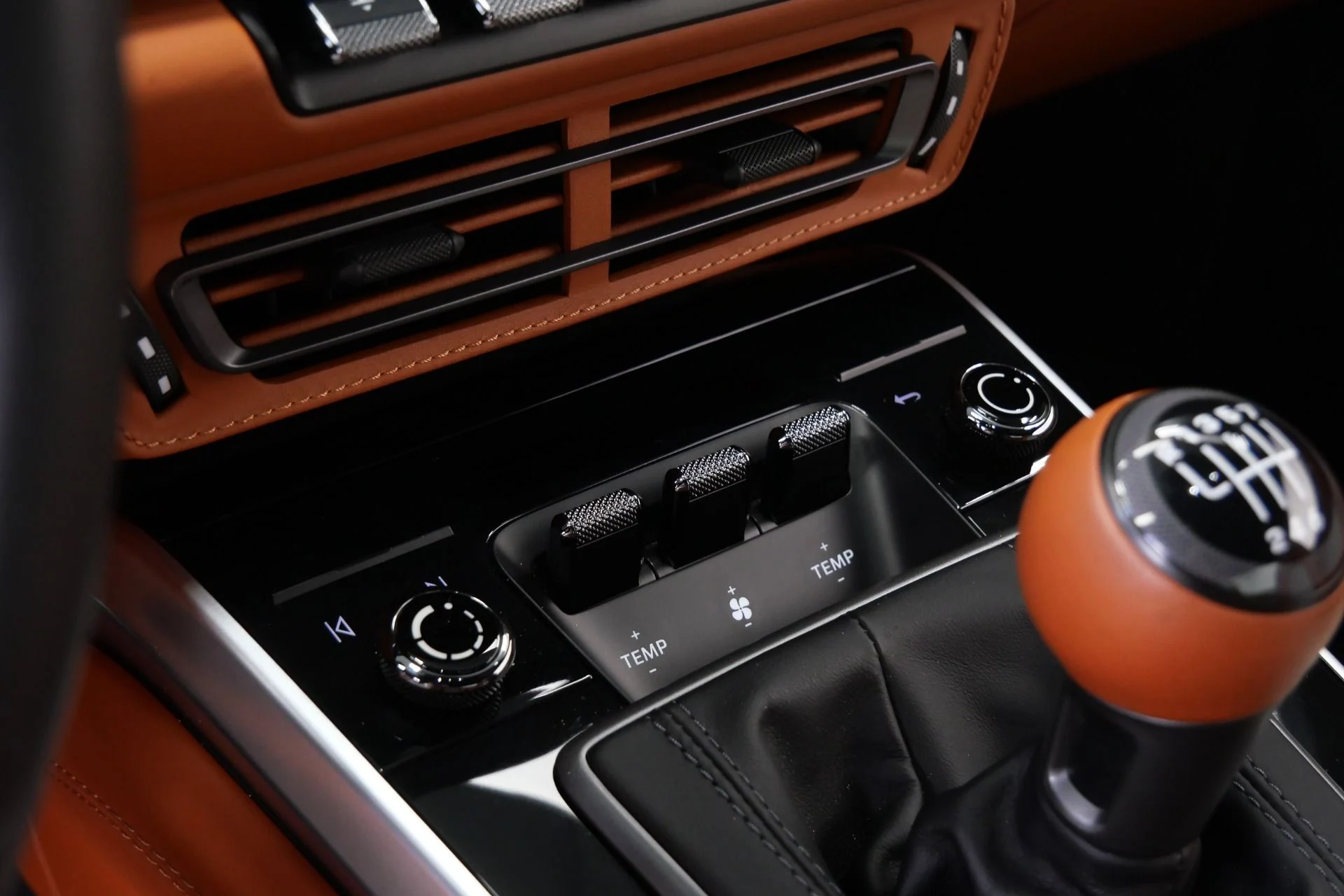 mph029_2015372756_Used_2023_Porsche_911_Sport_Classic_Paint_to_Sample_379_of_only_1250_Built_Beautiful_1776794074_3baf77da7e