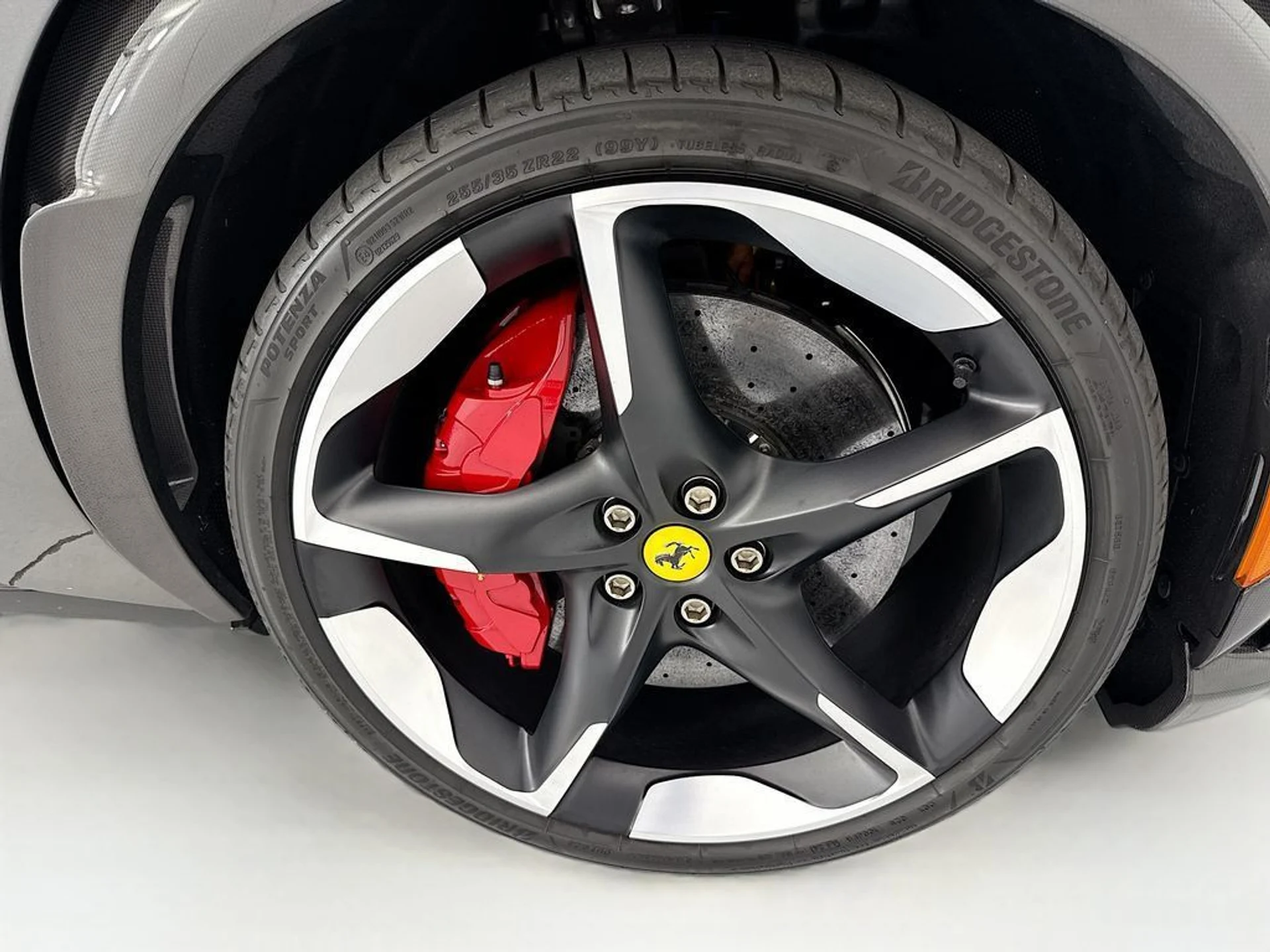 mph029_2015592660_used_2023_ferrari_purosangue_8119_23034392_30_1024_606cb0a795