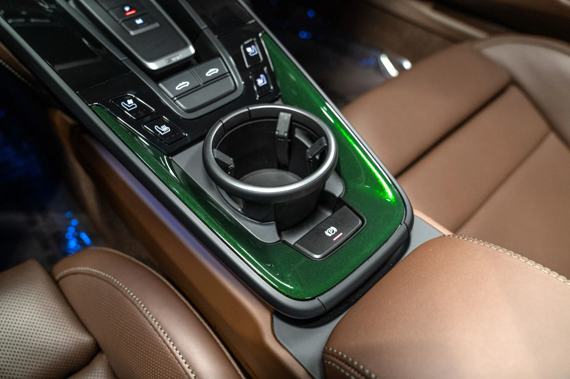 mph029_2021004706_Used_2026_Porsche_911_Targa_4_GTS_T_Hybrid_Club_Leather_Interior_Carbon_Ceramic_Brakes_1768506443_c7f1faa075