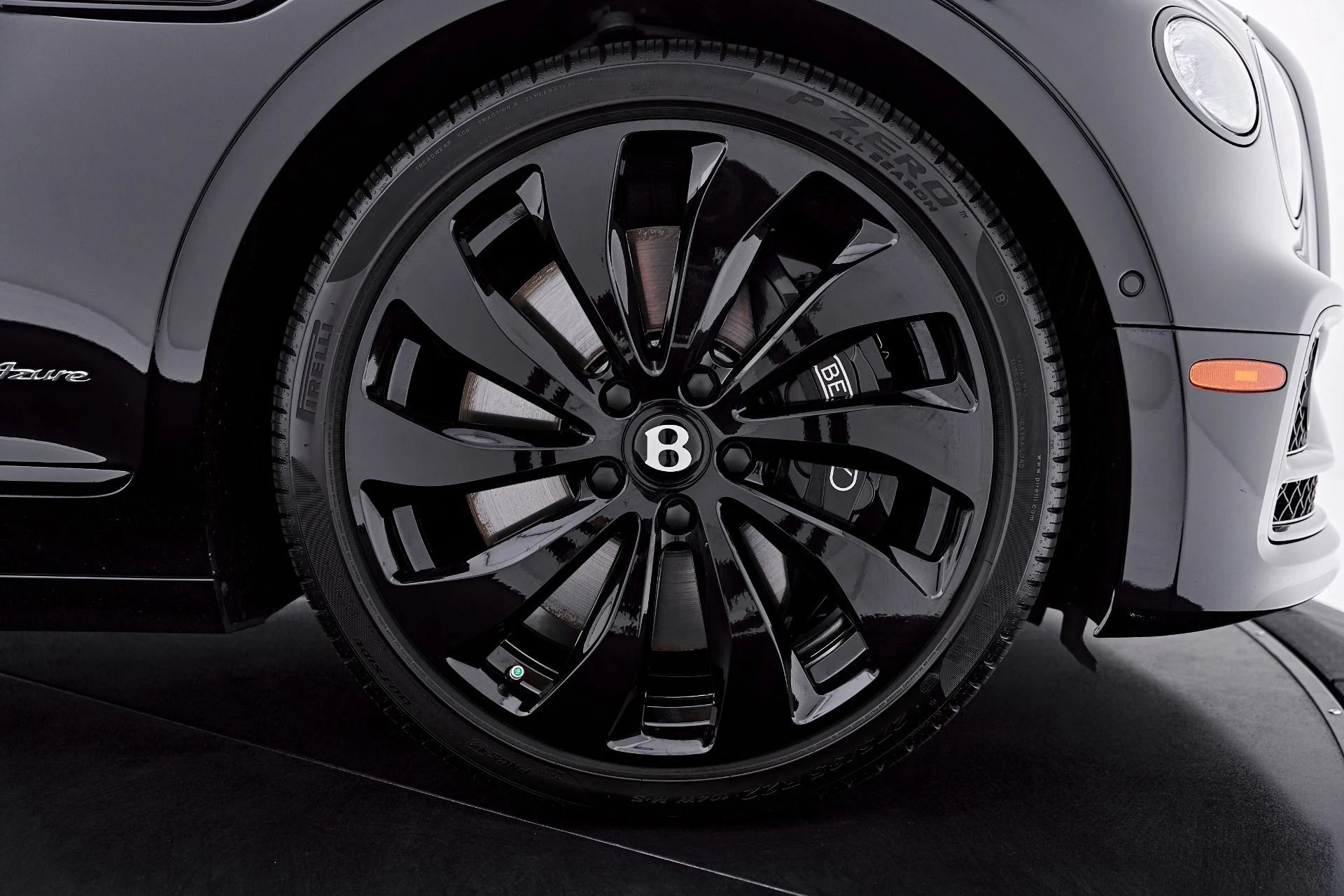mph029_202120894_Used_2022_Bentley_Flying_Spur_V8_1788486020_b45db7e0cf