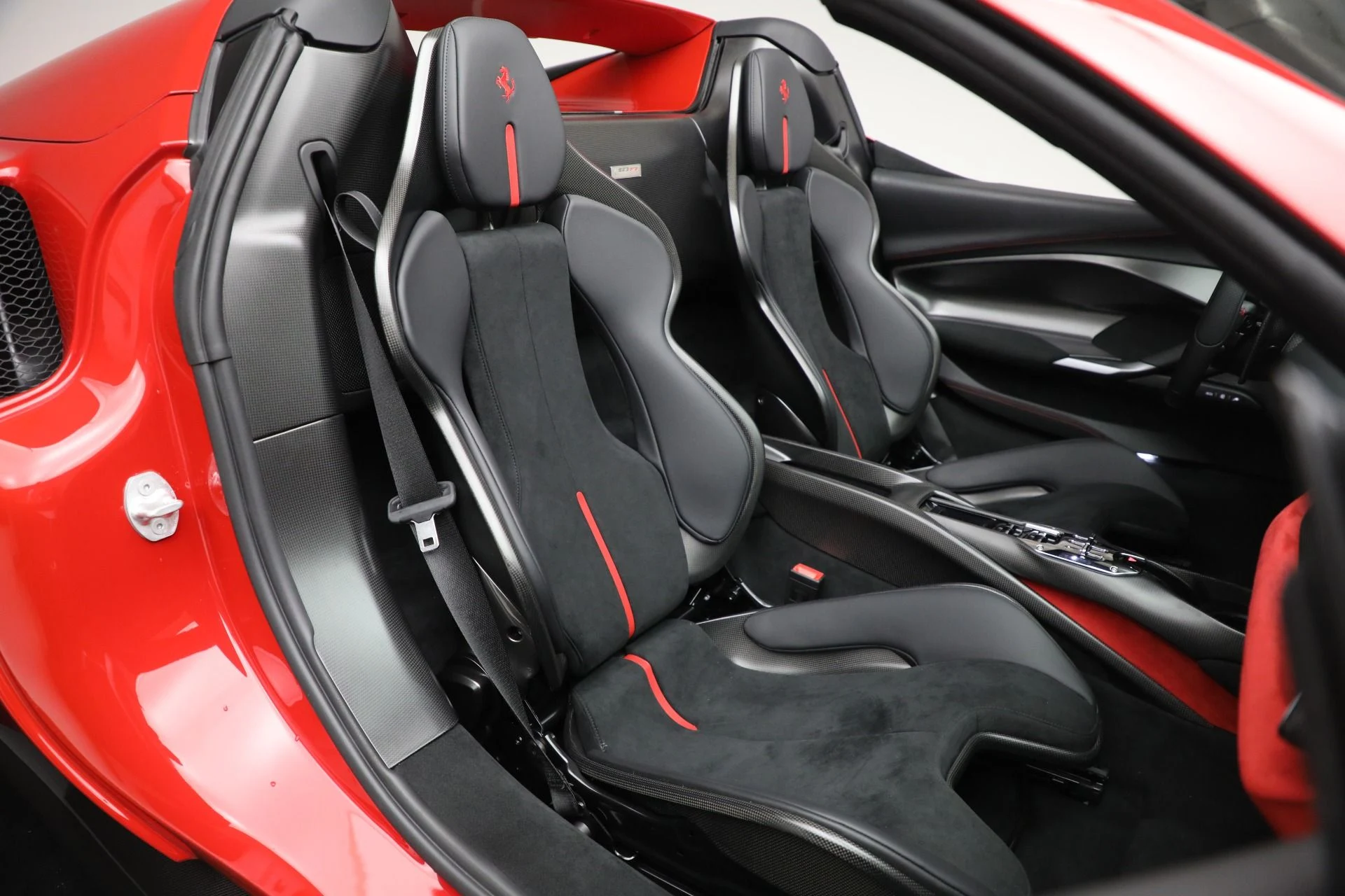 mph029_2025465055_Used_2024_Ferrari_296_GTS_7efd236582