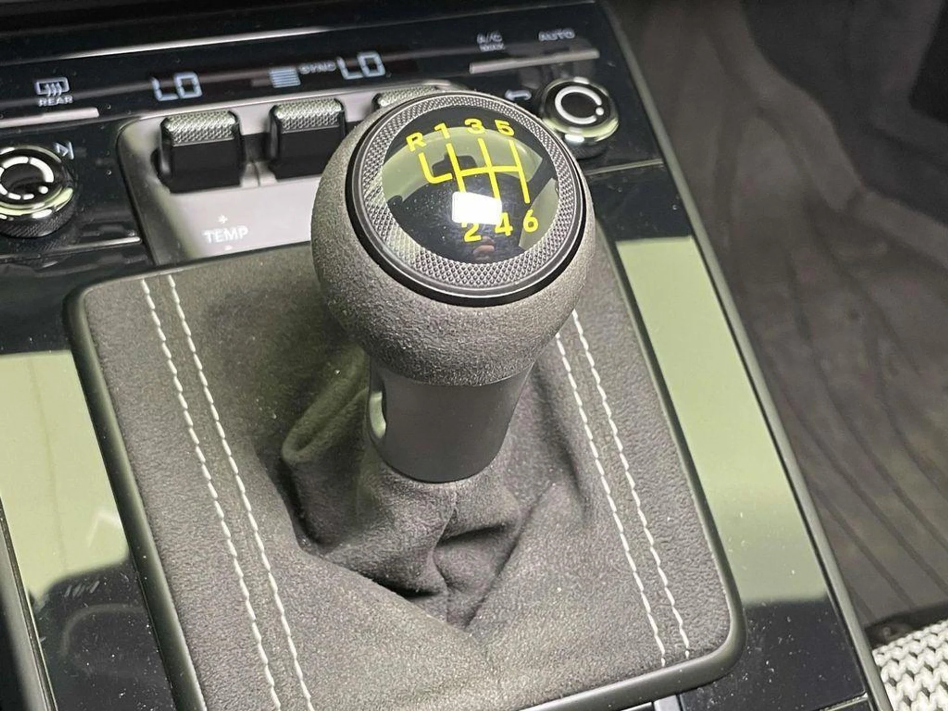 mph029_2038977573_b_LWC_w_Kqgvd_Lxu7j7_Z_Wj_E27t0_UQ_91e87c84be