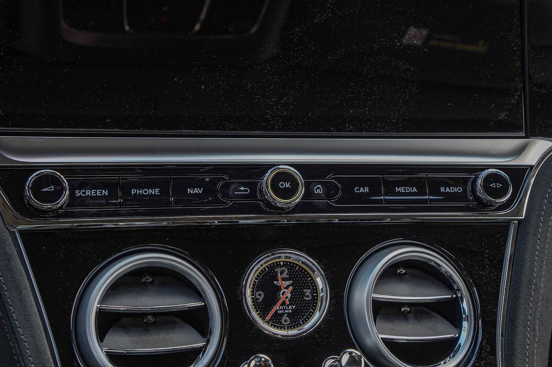 mph029_2044161657_Hi_Tech_Luxury_Imports_LLC_SCBDR_4_ZG_4_SC_020836_image_29_123e72c5ba
