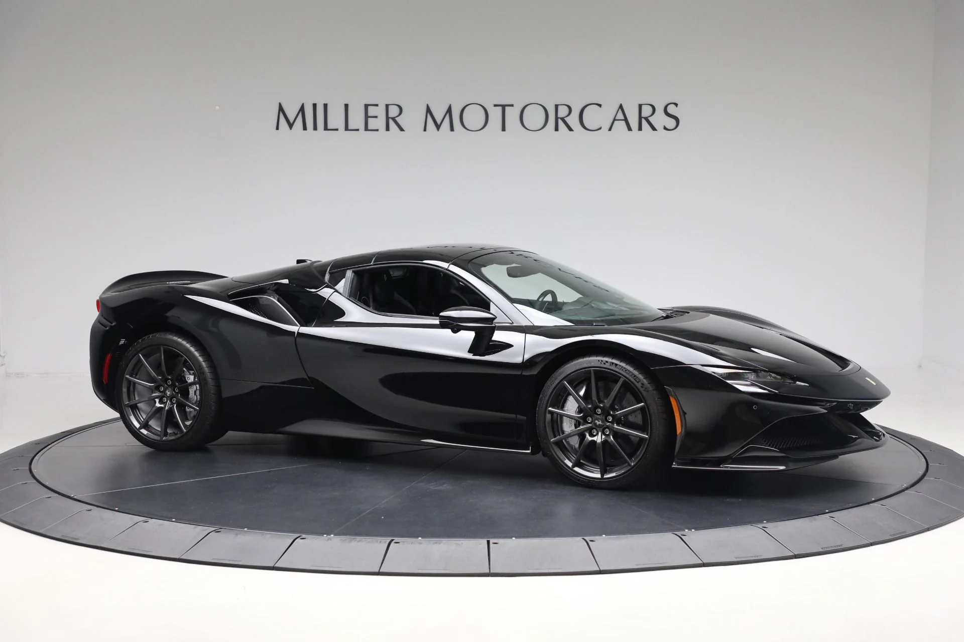 mph029_2048394918_Used_2023_Ferrari_SF_90_Spider_219cc6c634
