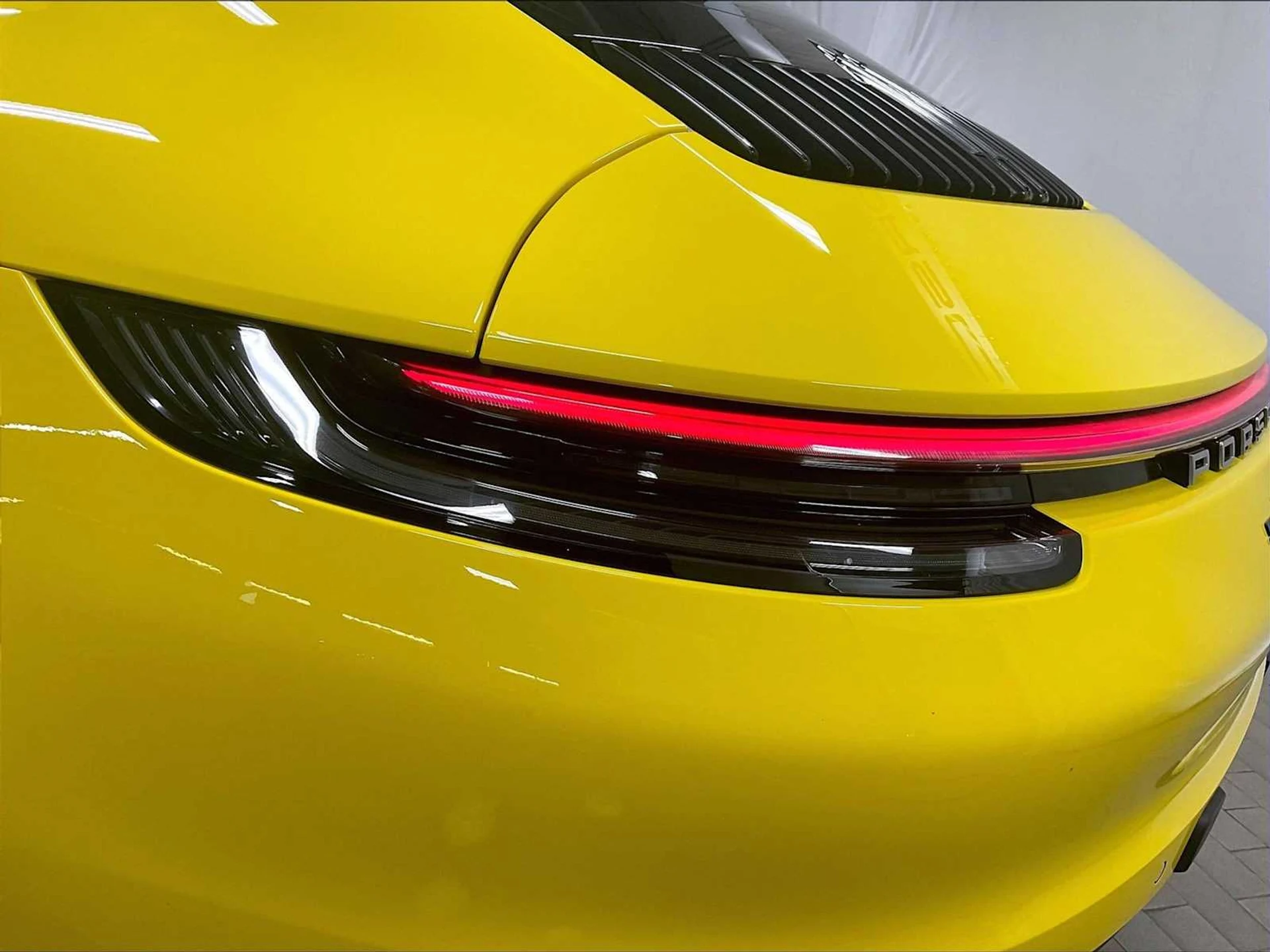 mph029_2049055846_54b24ed85605cc3871aef5a679728e12x_9ba630deb2