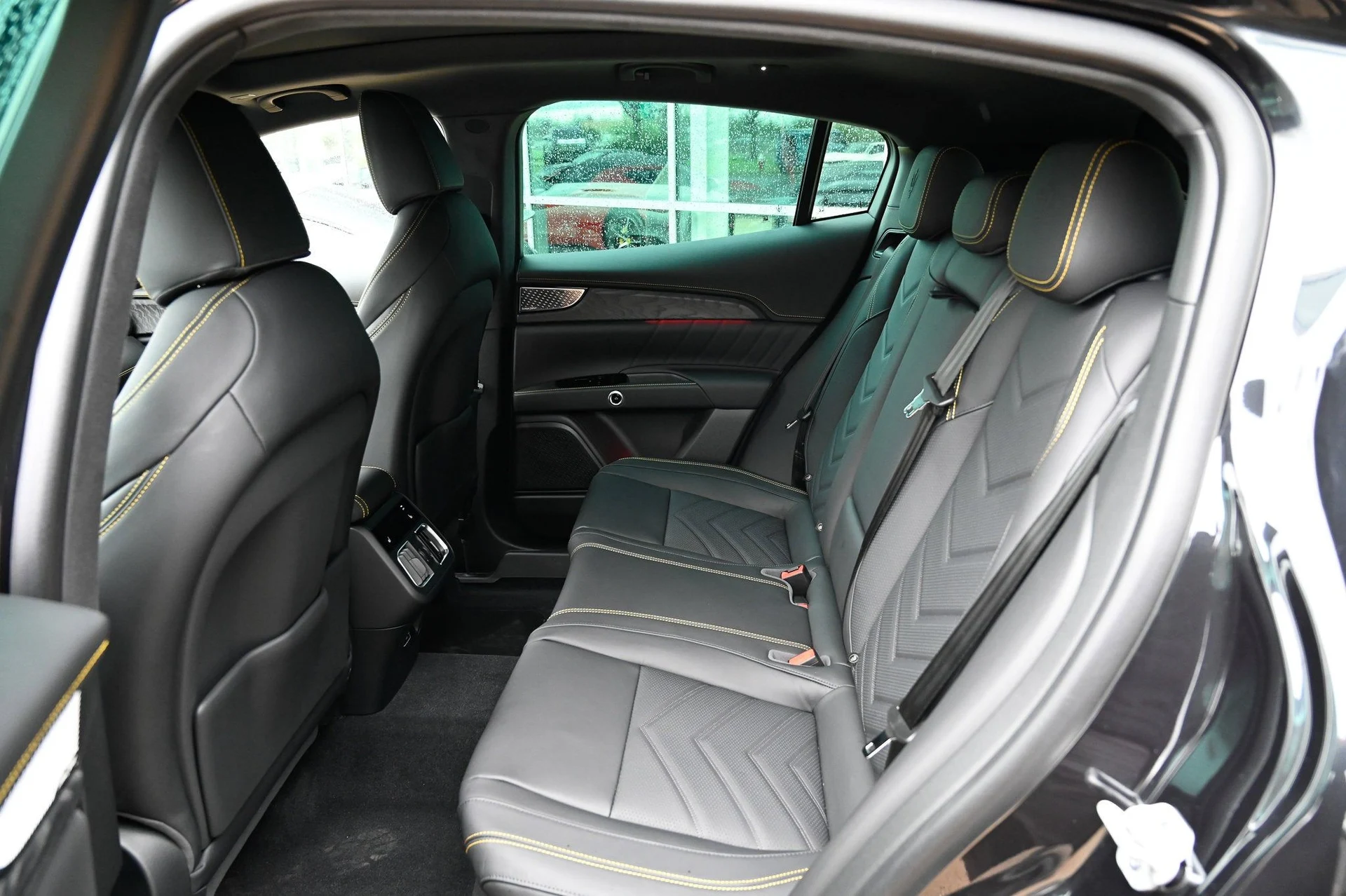 mph029_2067742369_e9ff04fe654a4fc987ac2f0a2691906d_5823f34e67