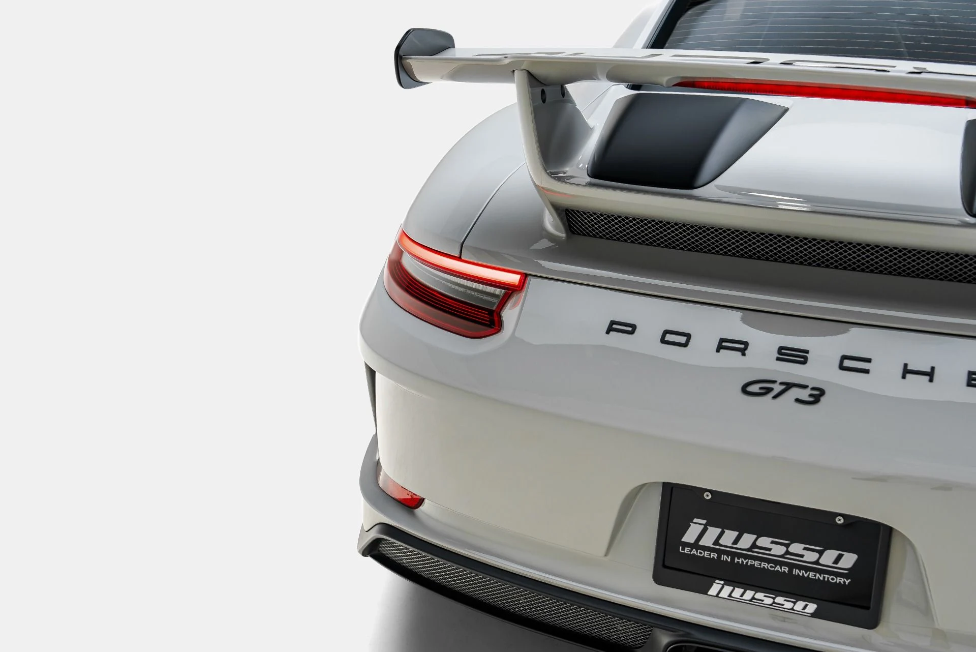 mph029_2069275619_Used_2018_Porsche_911_GT_3_1786143726_2b7586c160