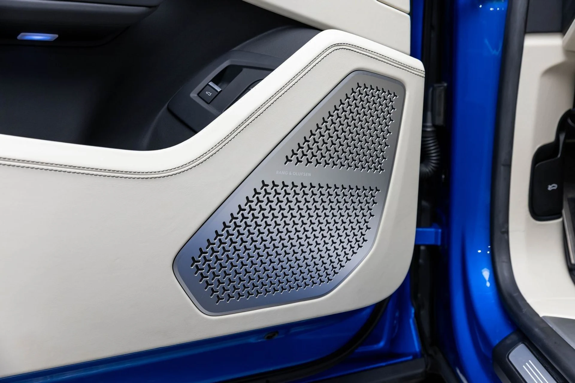 mph029_2070441316_30_9c4ff89cf7