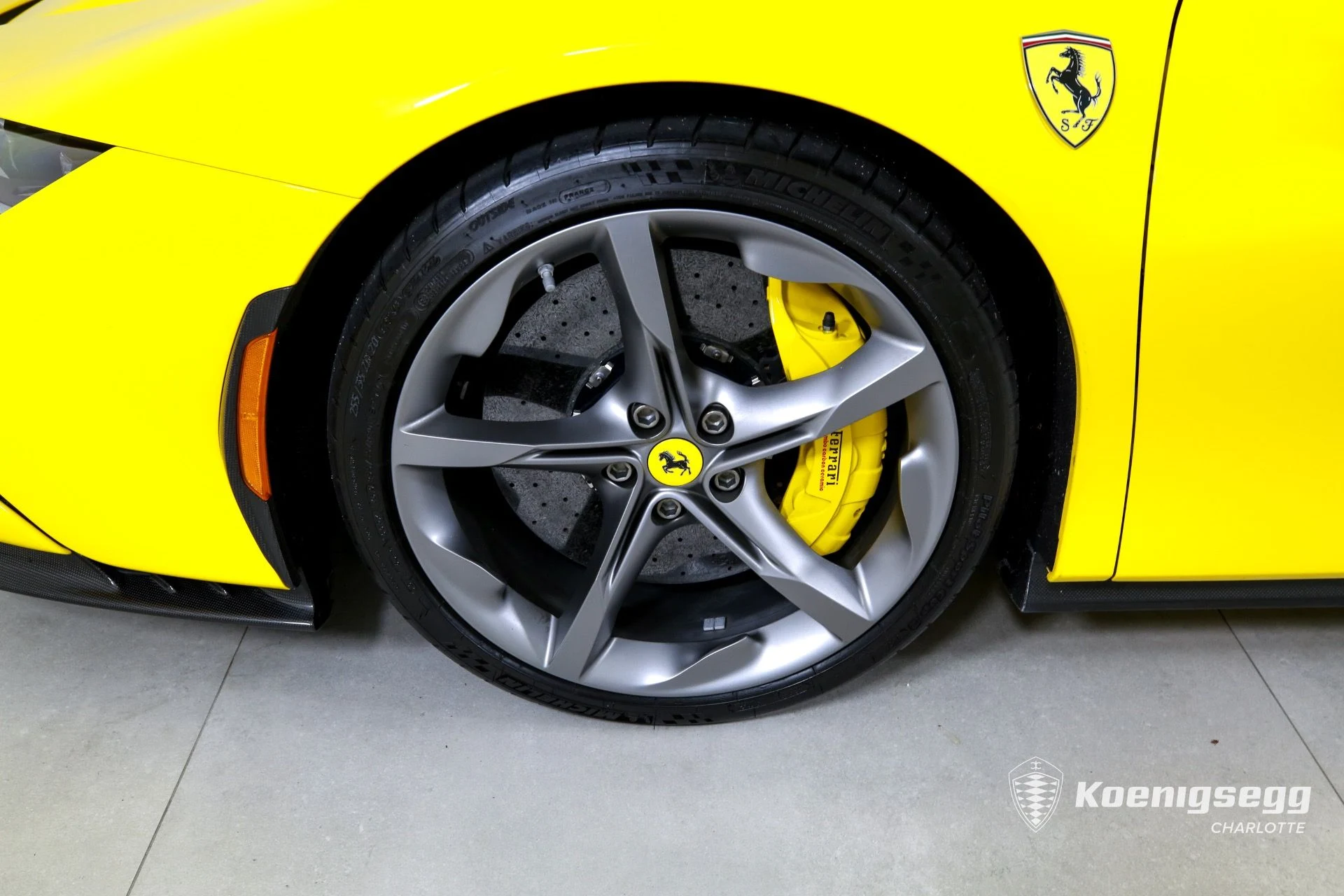 mph029_2070490584_Used_2021_Ferrari_SF_90_Stradale_1760975075_d004d7bb9a