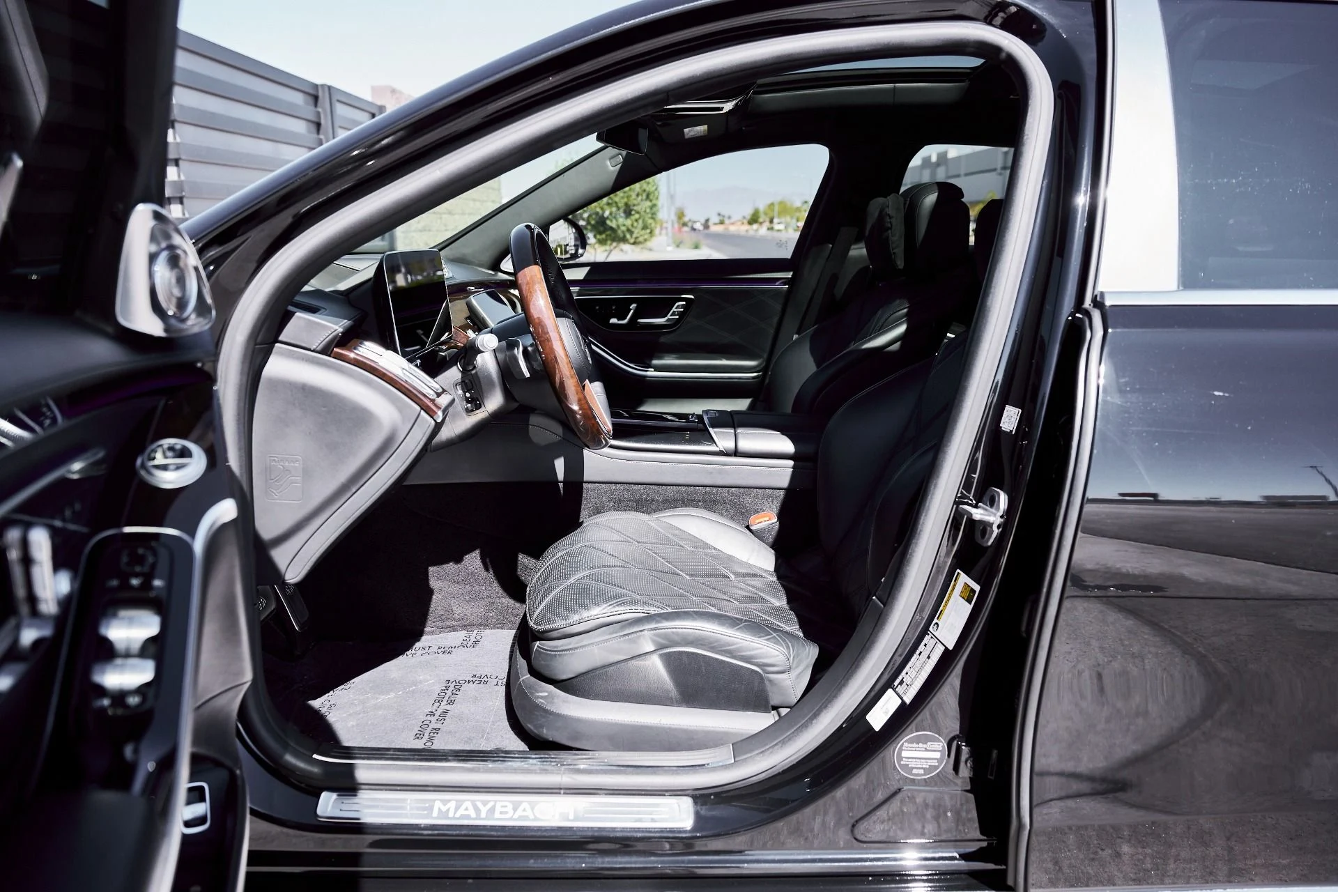 mph029_2073062999_Used_2021_Mercedes_Benz_S_Class_Maybach_S_580_1773278691_5471e82e15