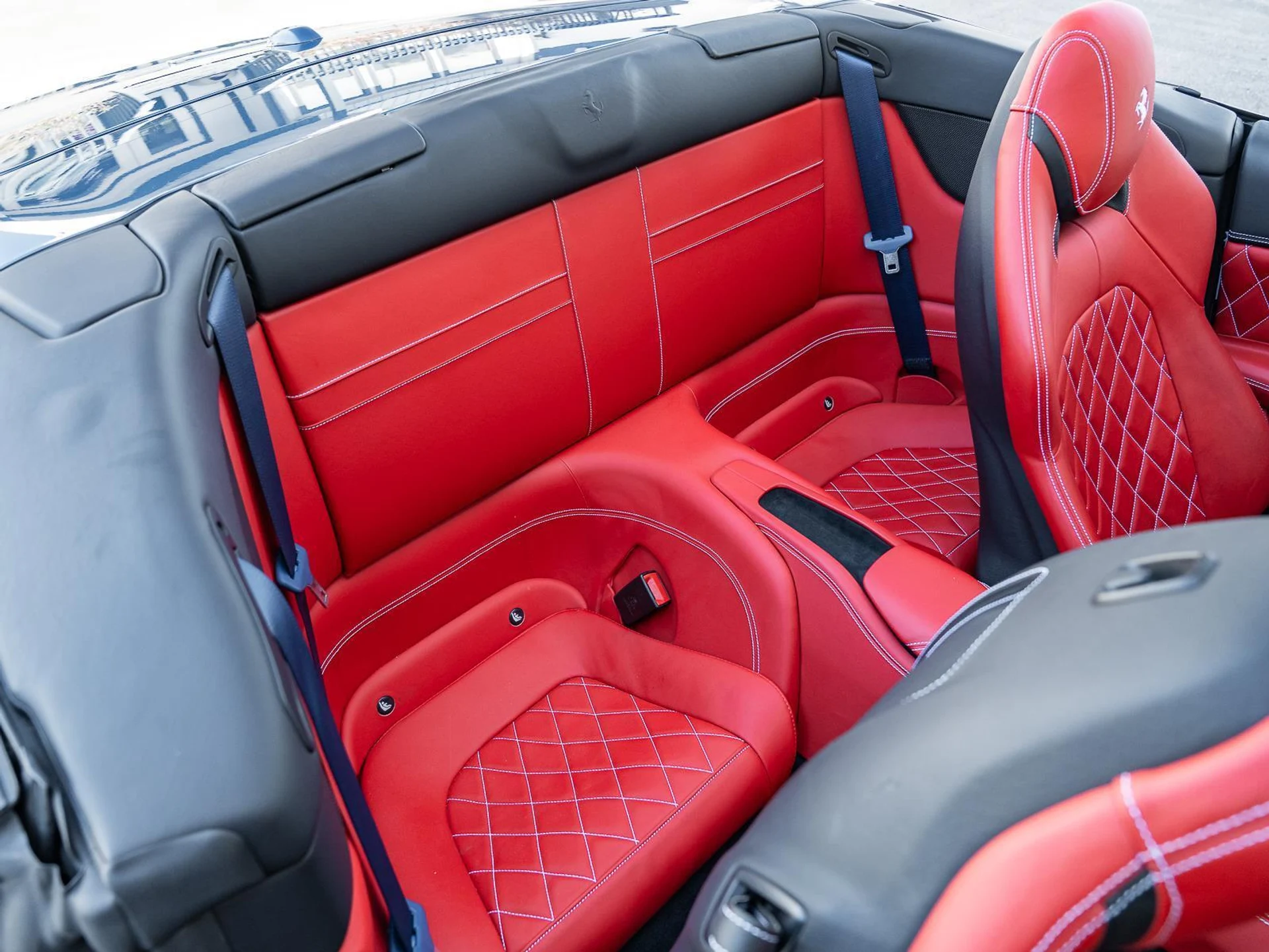 mph029_2075289356_Used_2016_Ferrari_California_T_1770806114_cbb1853880