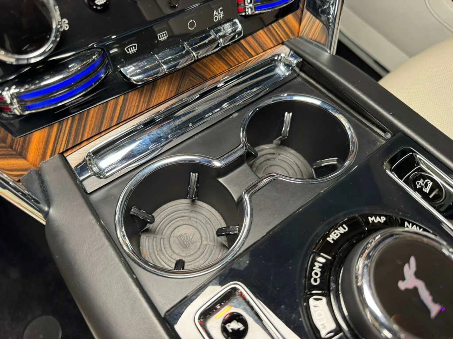 mph029_2076483338_511558058149b396221270319e1b70f0_568e7df1cc