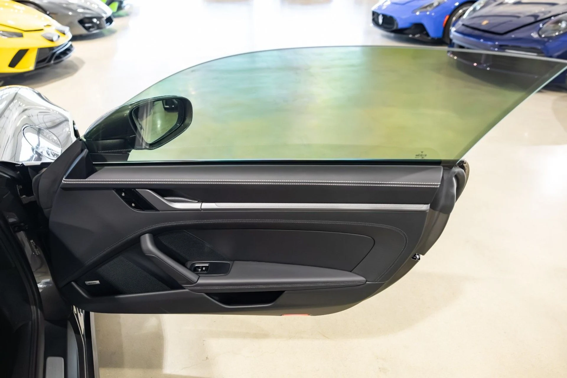 mph029_2079401527_pg_13039412ae