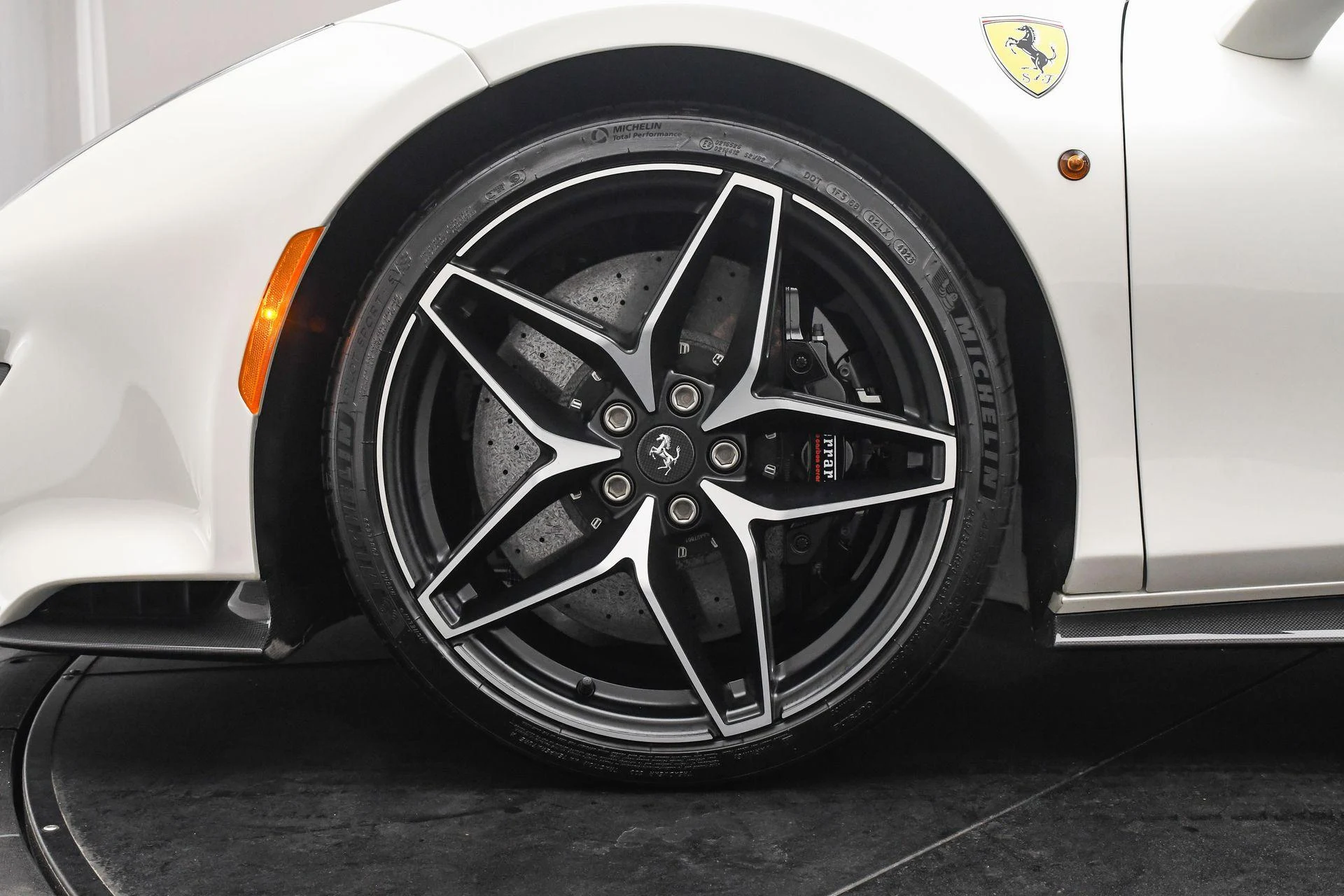 mph029_2082347690_Used_2020_Ferrari_488_Pista_Base_1757455511_8502e9a2a9