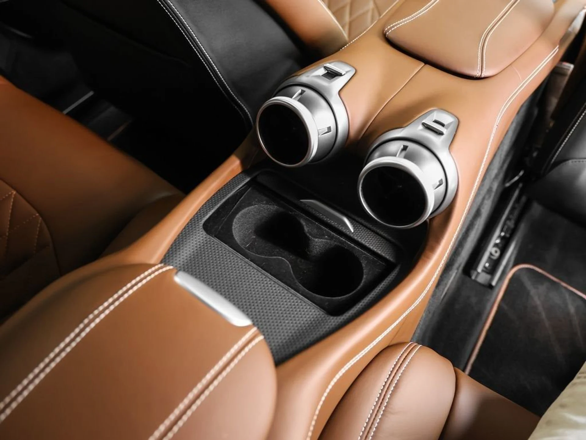 mph029_2086337458_30_b9bf3f46bd