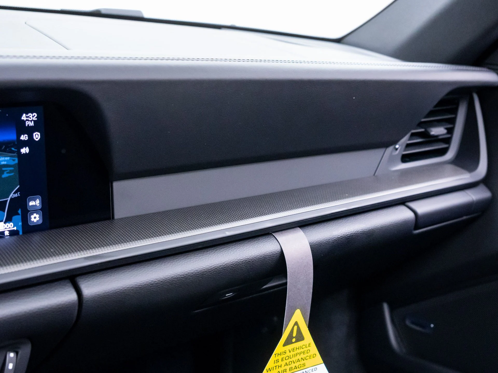 mph029_2089074423_7601df0a0c44afb80185ca686c982563x_4a4b7f531e