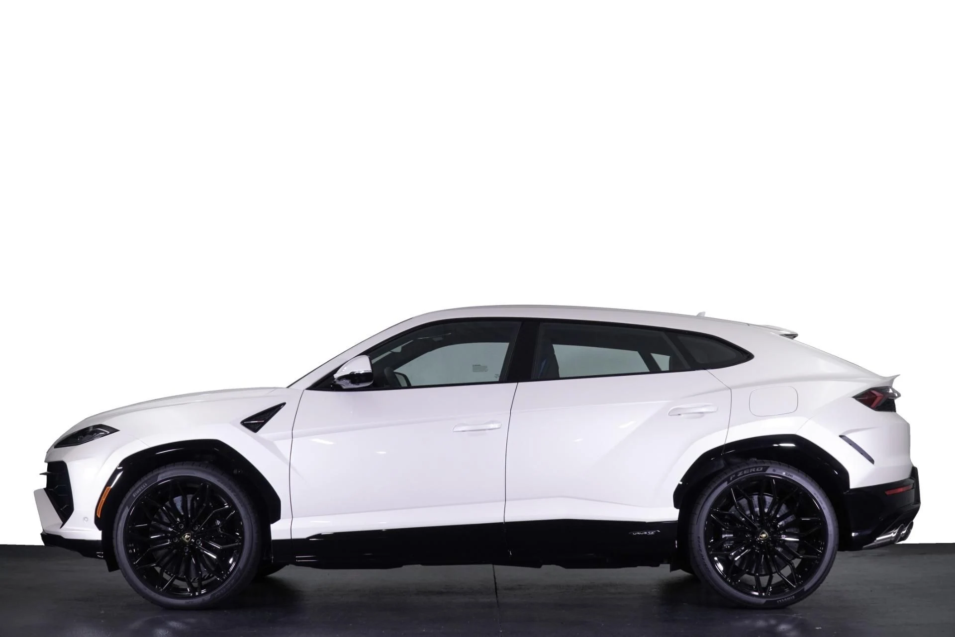 mph029_2090436260_New_2025_Lamborghini_Urus_SE_1770747580_fc69183285