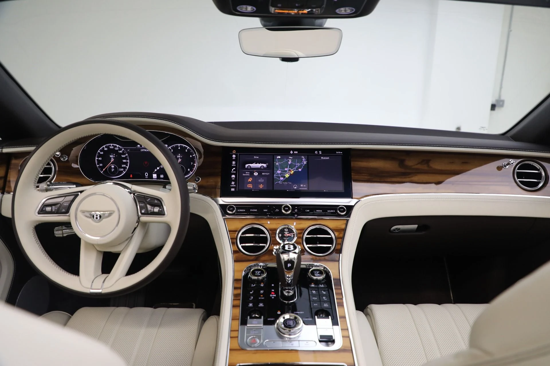 mph029_2099712433_Used_2022_Bentley_Continental_GTC_V8_40902d0a76