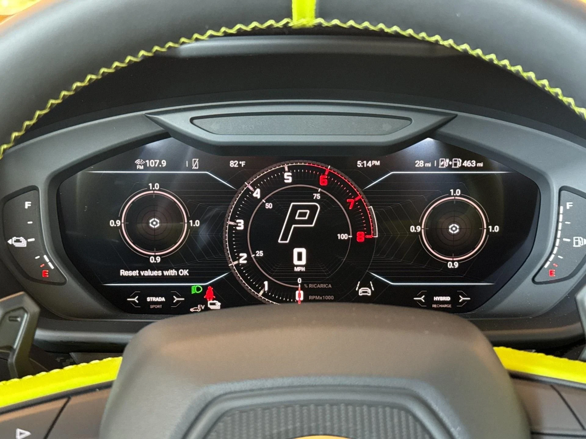 mph029_2102289243_New_2025_Lamborghini_Urus_SE_1755094475_828776fc35