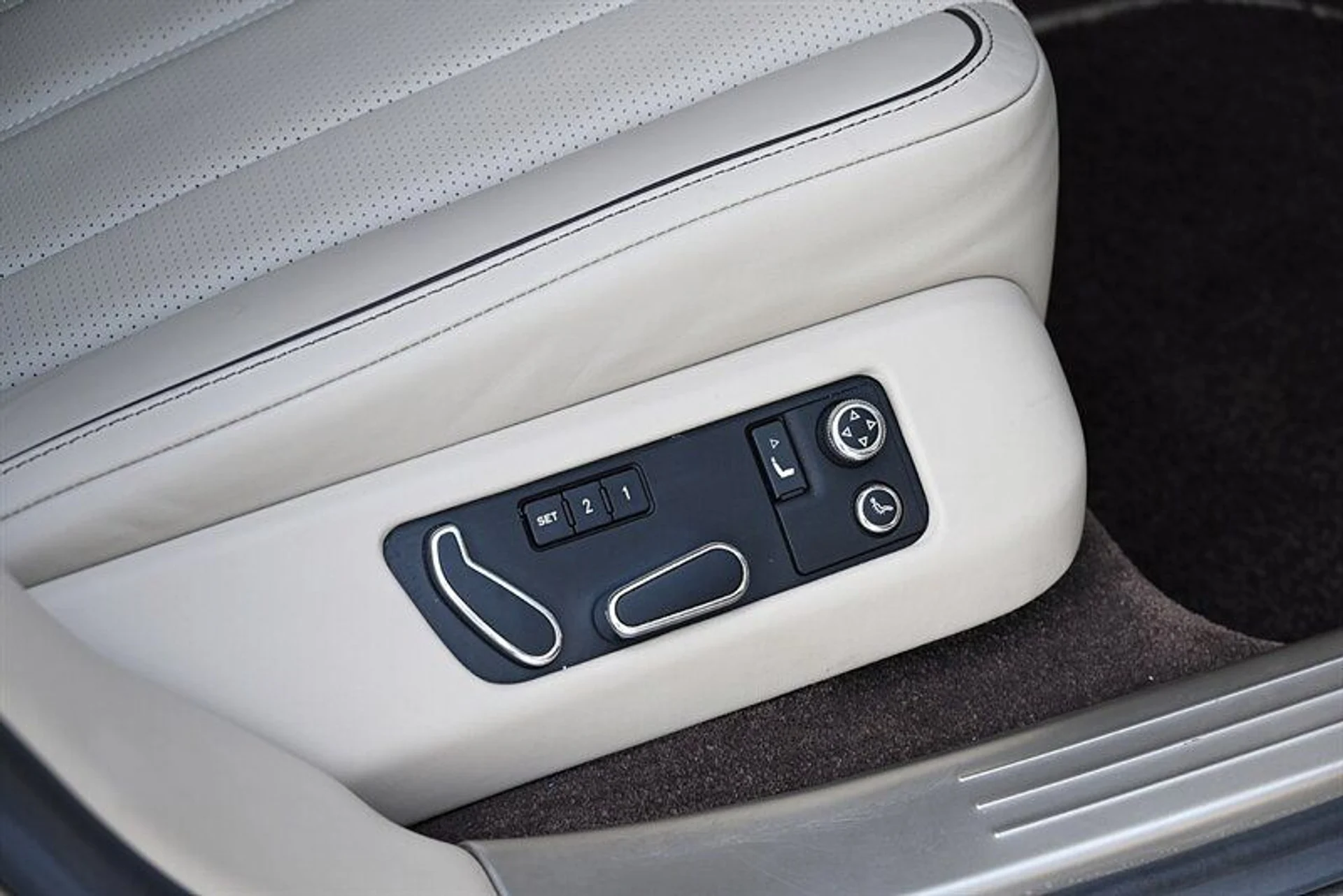 mph029_2106051029_6d9700aa76_800_49ac59b6a2